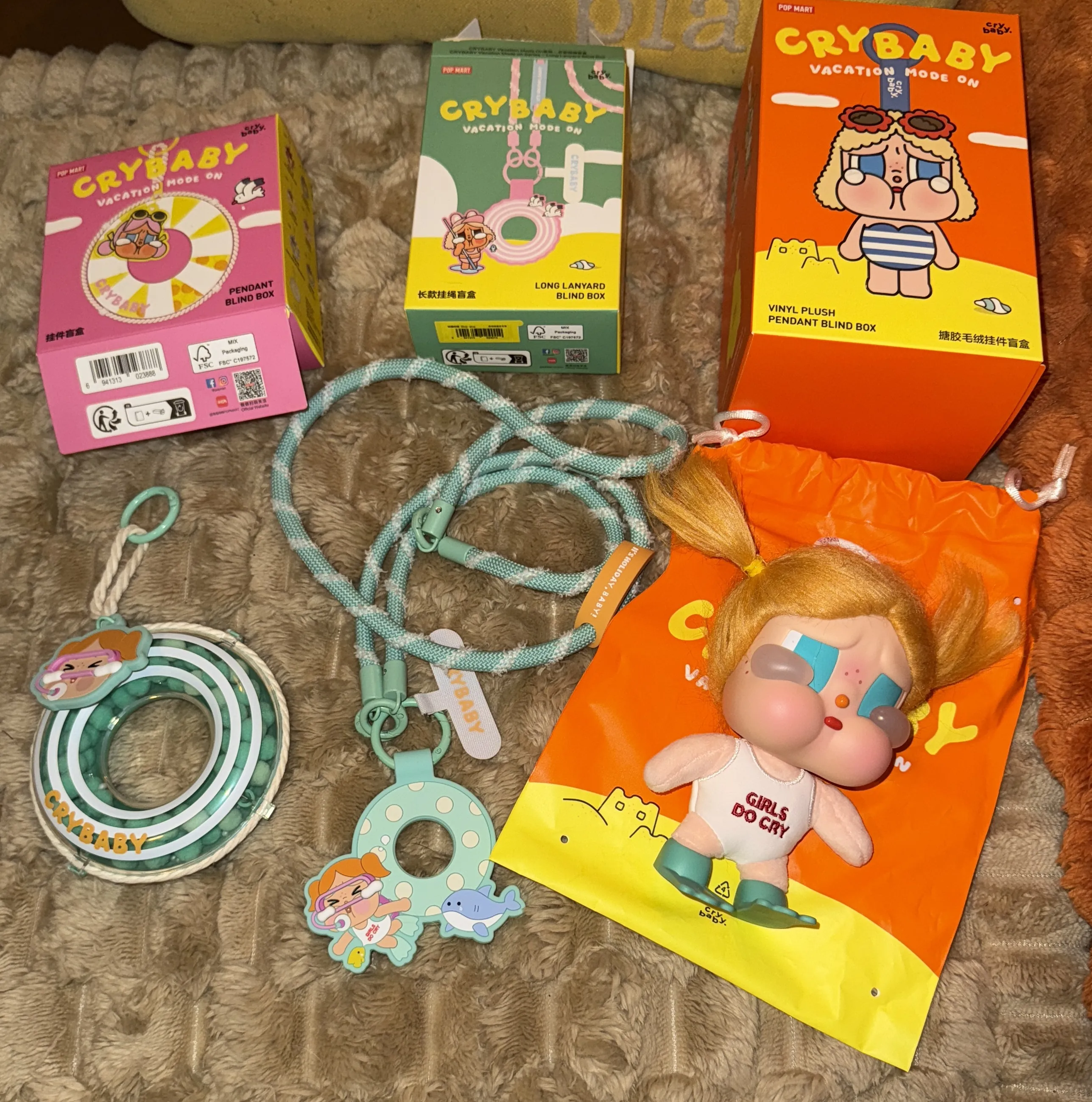 POP NOW:CRYBABY Vacation Mode On Series-Long Lanyard Blind Box