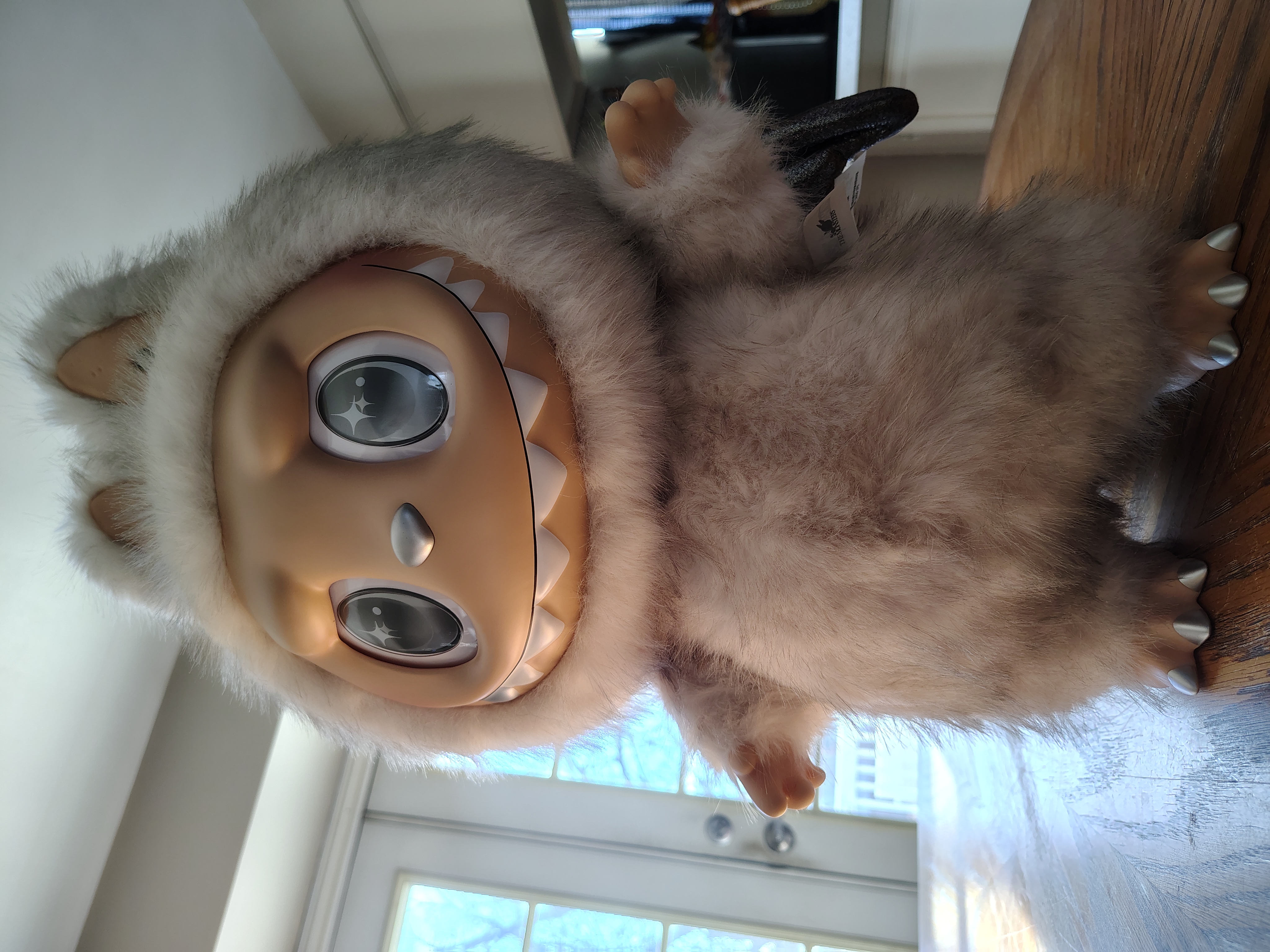 THE MONSTERS - ANGEL IN CLOUDS Vinyl Face Doll - POP MART (Canada)