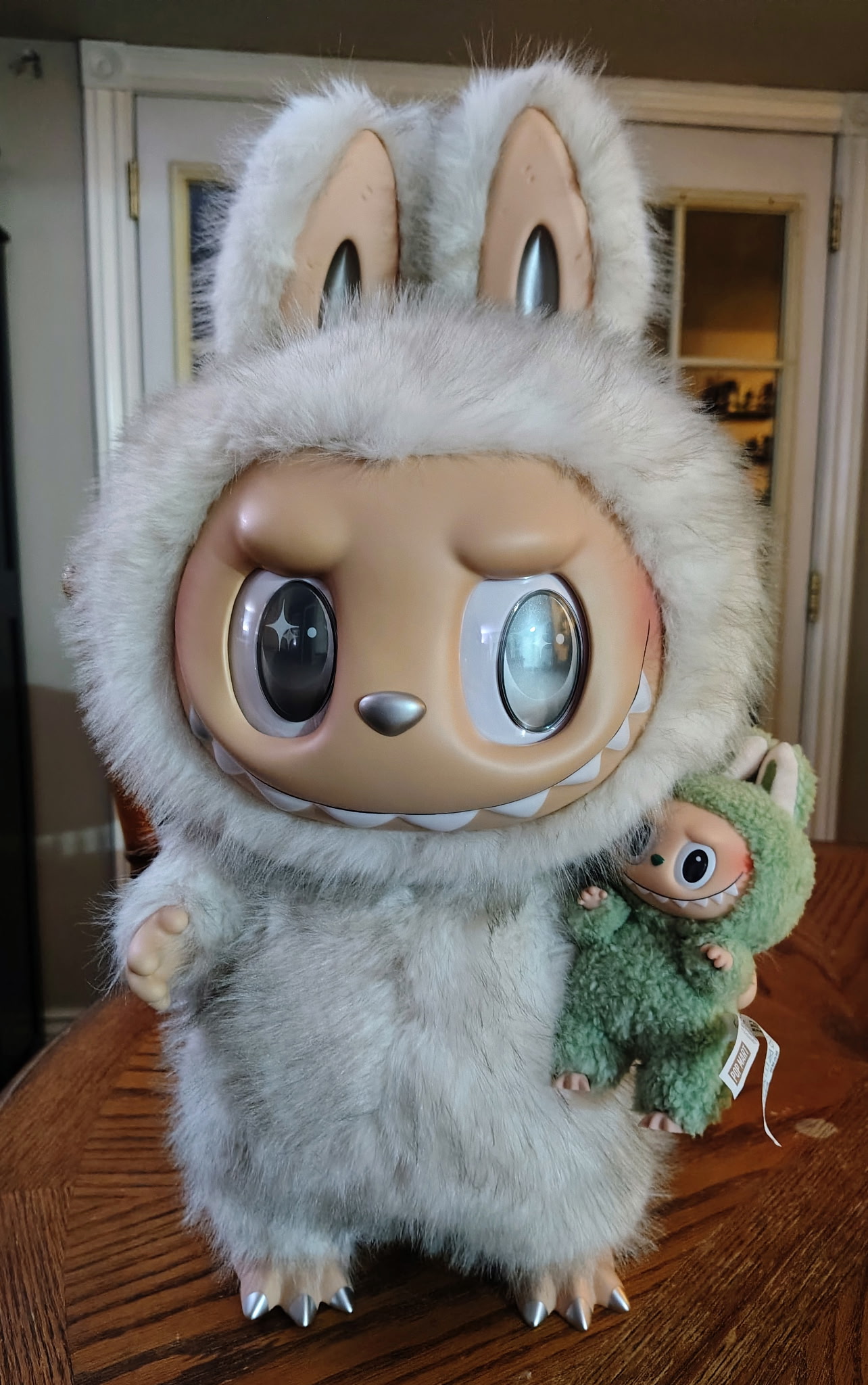 THE MONSTERS - ANGEL IN CLOUDS Vinyl Face Doll - POP MART (Canada)