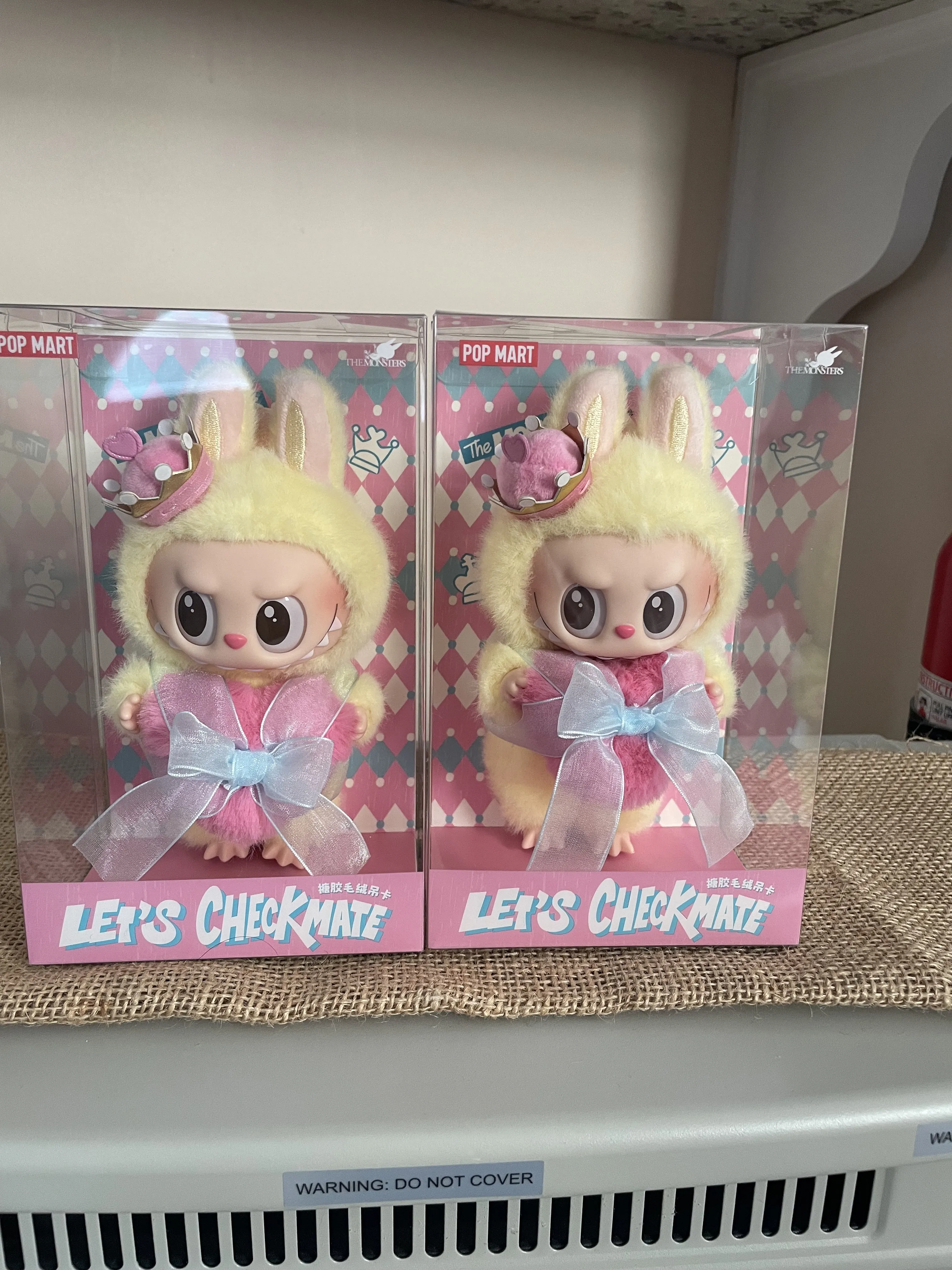 THE MONSTERS Let's Checkmate Series-Vinyl Plush Hanging Card - POP