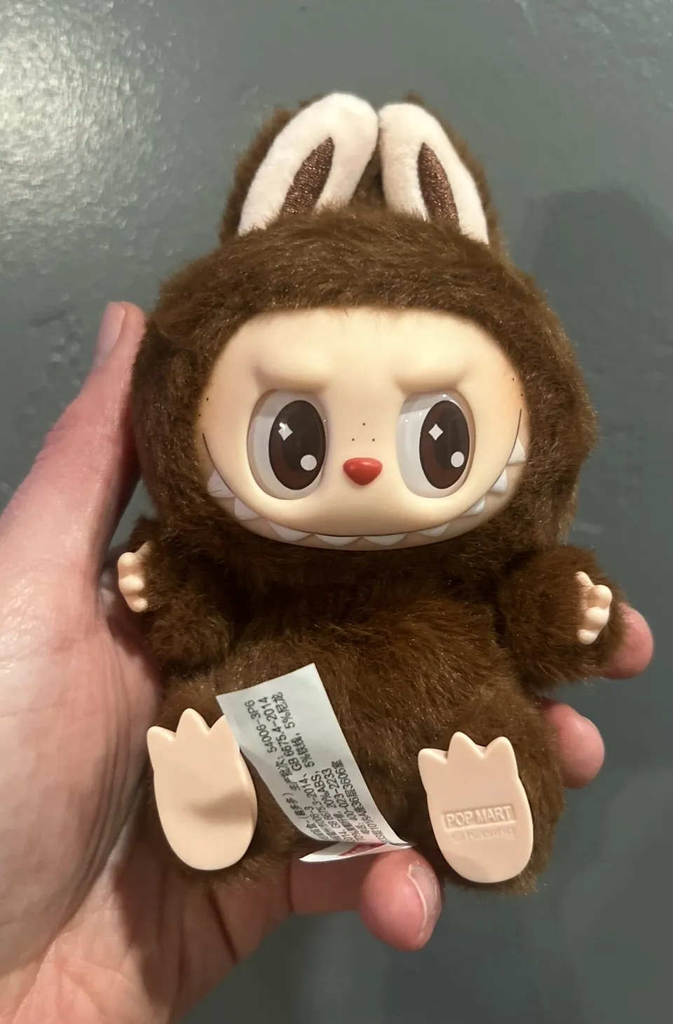 POP MART ラブブ POP NOW:THE MONSTERS - Have a Seat Vinyl Plush Blind Box - POP