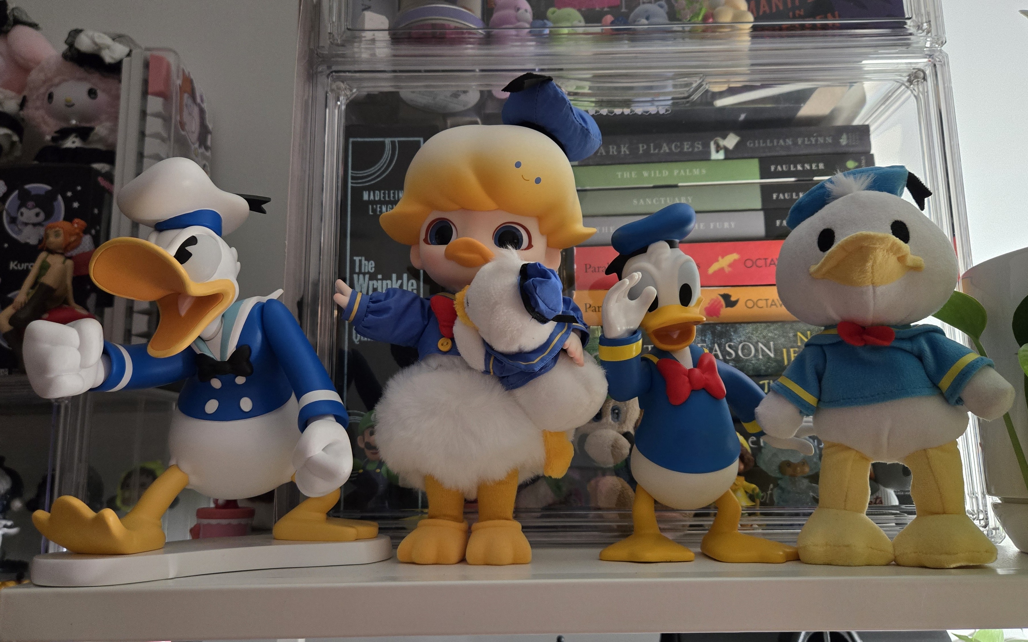 DIMOO Donald Duck 1/8 Action Figure - POP MART (United States)