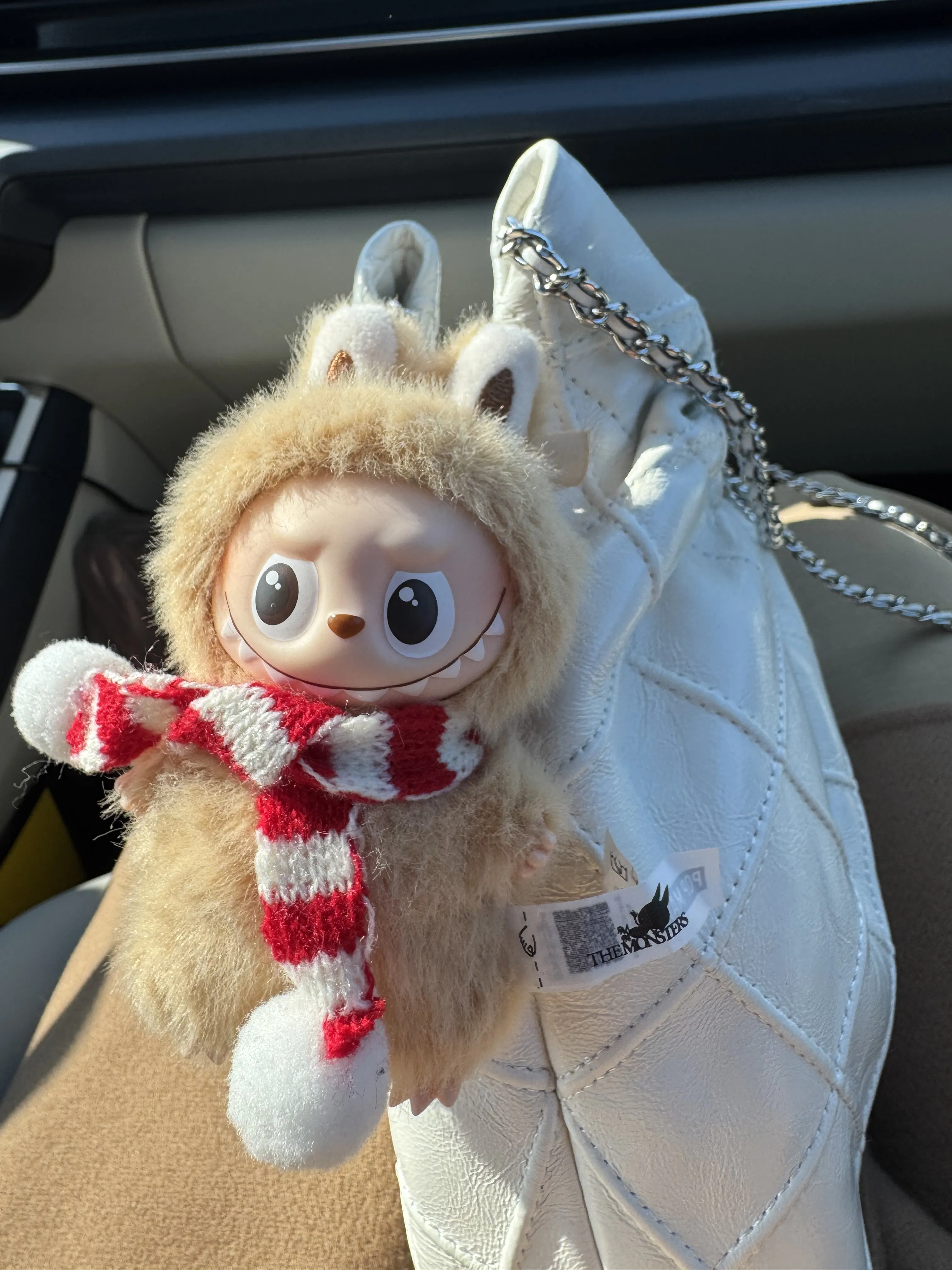 POP NOW:THE MONSTERS Pin for Love Series-Vinyl Plush Pendant Blind