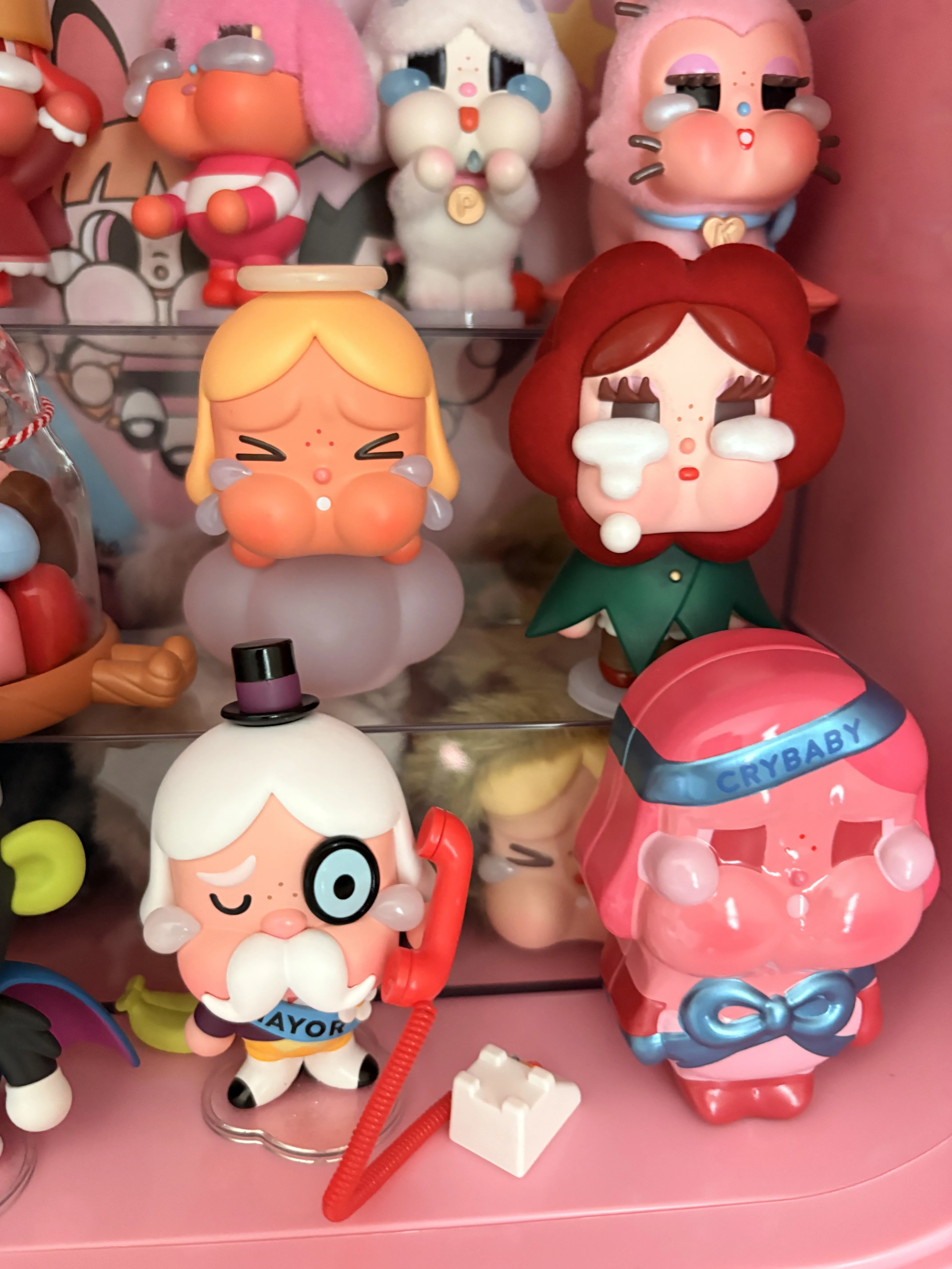 POP NOW:CRYBABY Crying For Love Series Figures - POP MART (United