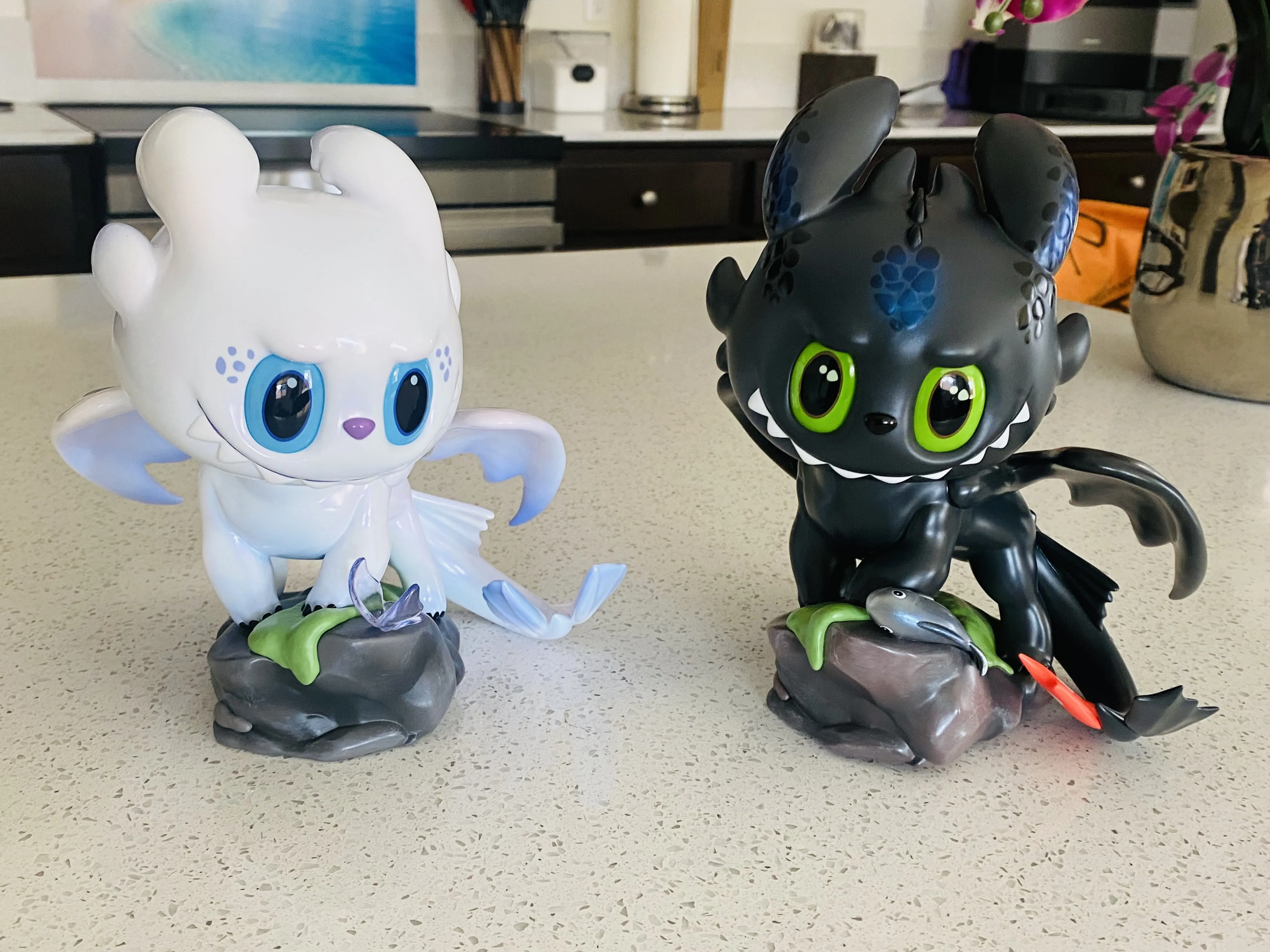 THE MONSTERS_How to Train Your Dragon Figurine | Designer