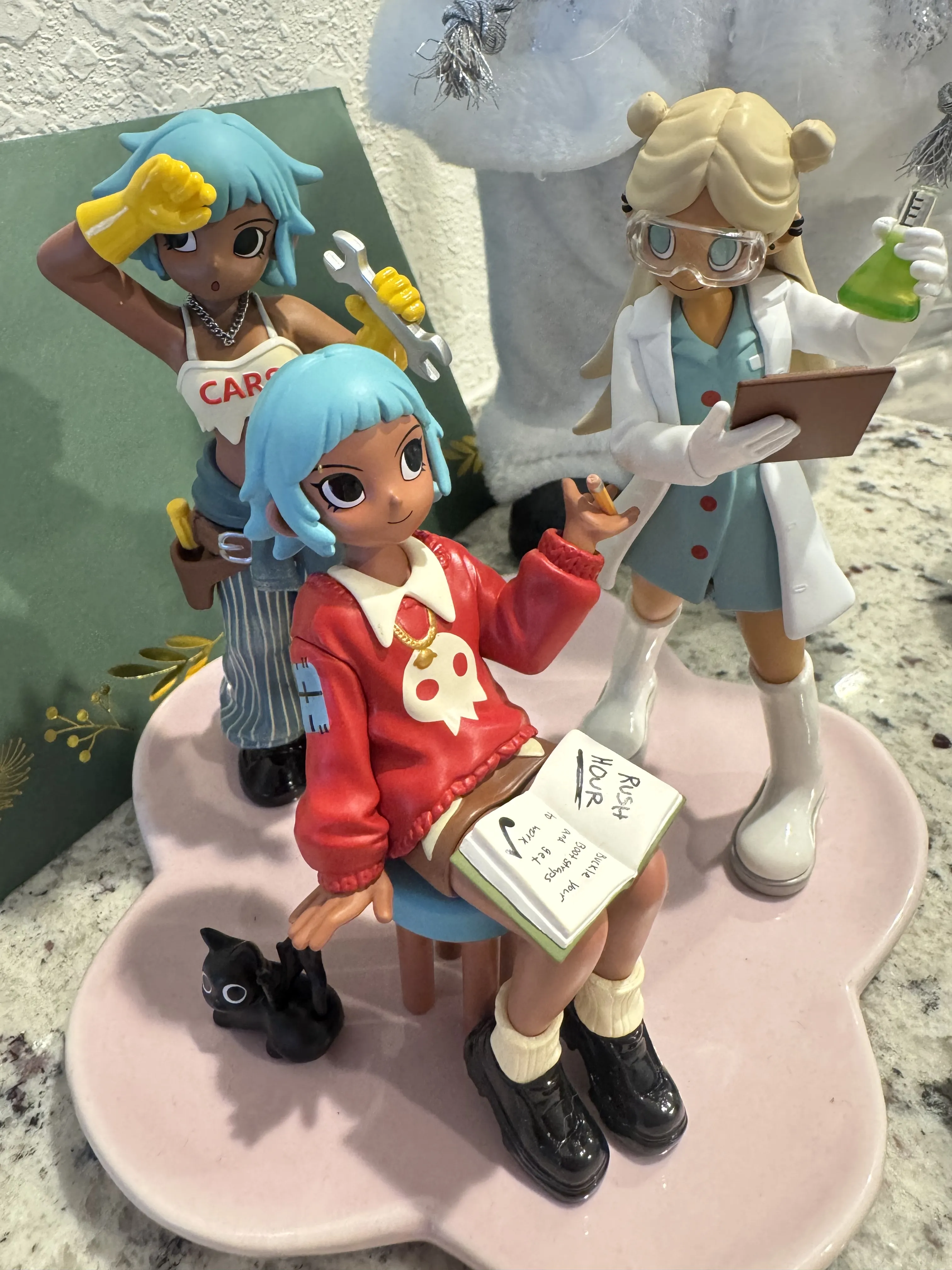 マースパー、バスキアの作品　popmart Peach Riot Rush Hour Series Figures - POP MART (United States)