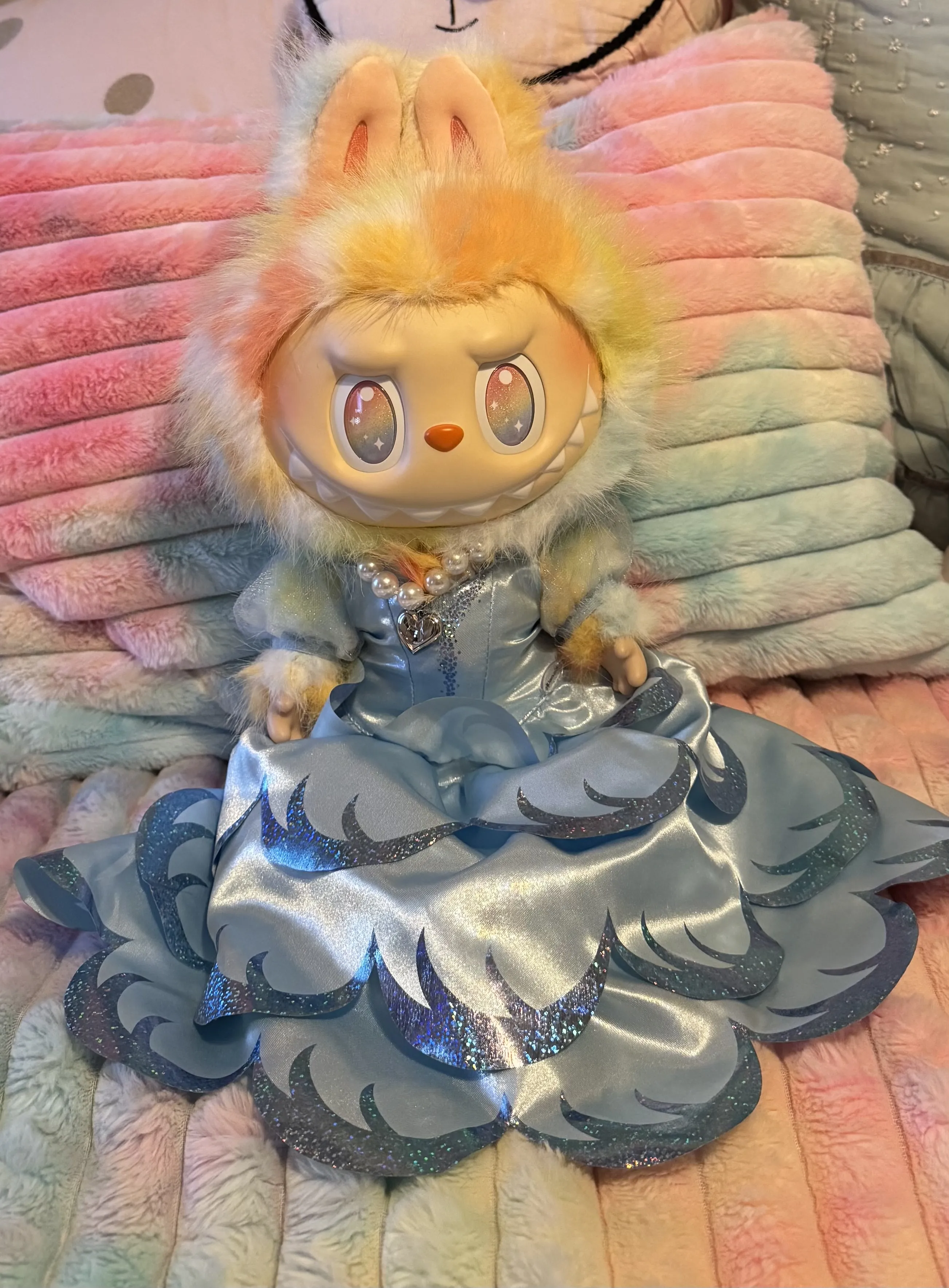 THE MONSTERS Big into Energy Series-ROCK THE UNIVERSE Vinyl Plush