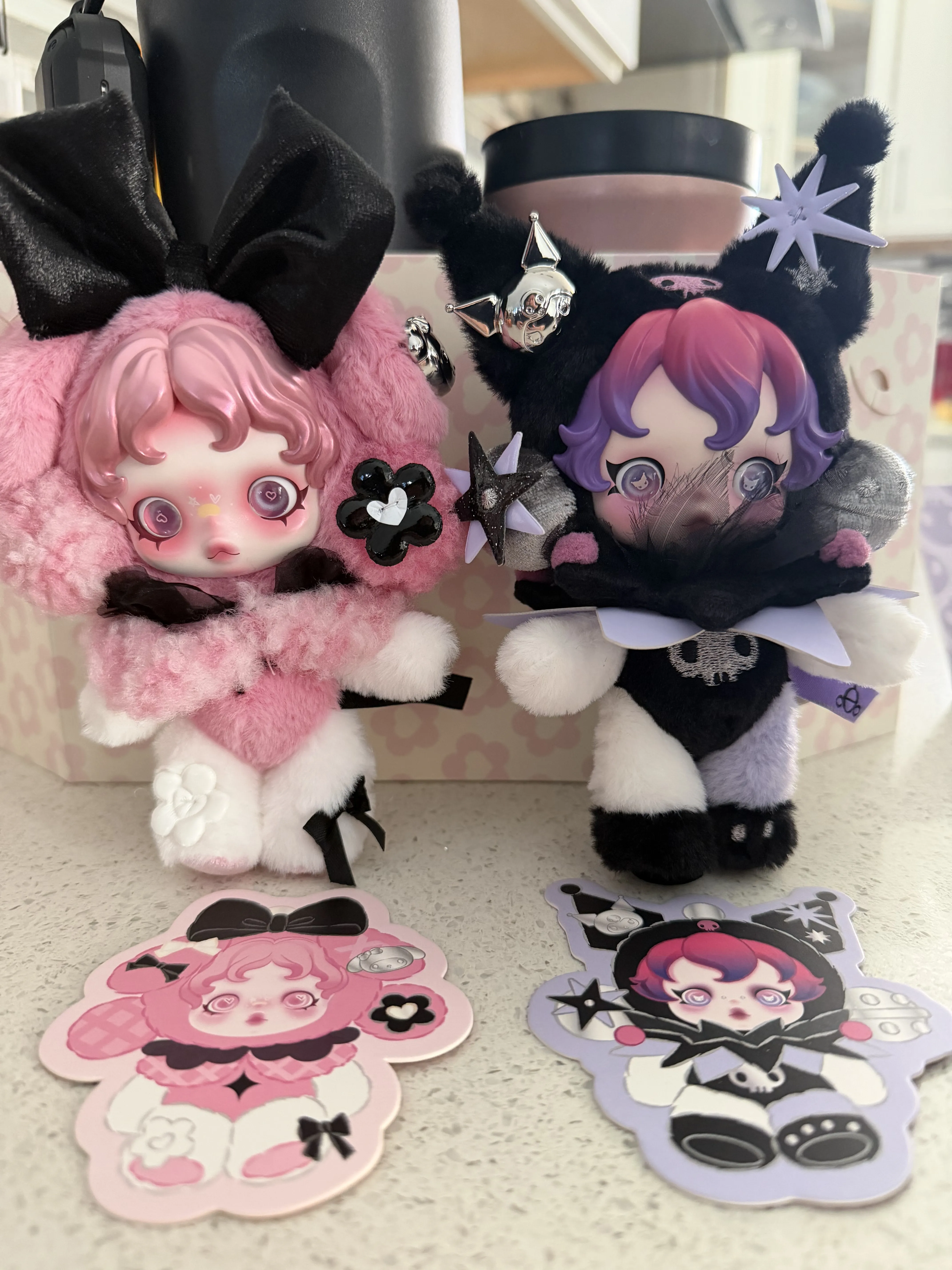 POPMART skullpanda クロミ ④ SKULLPANDA × KUROMI Plush - POP MART (United States)