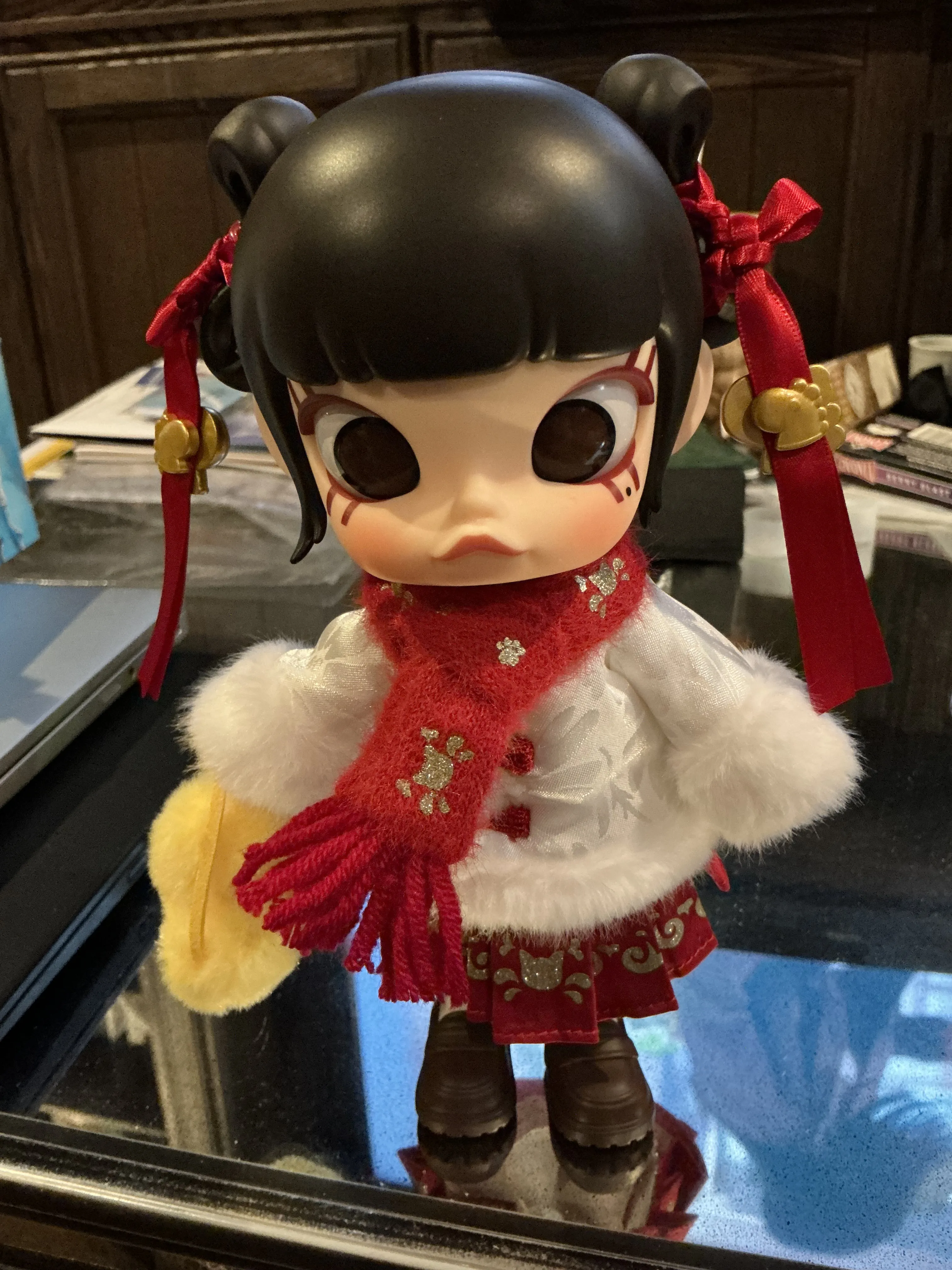 MOLLY Galloping Wealth 1/8 Action Figure - POP MART (United States)