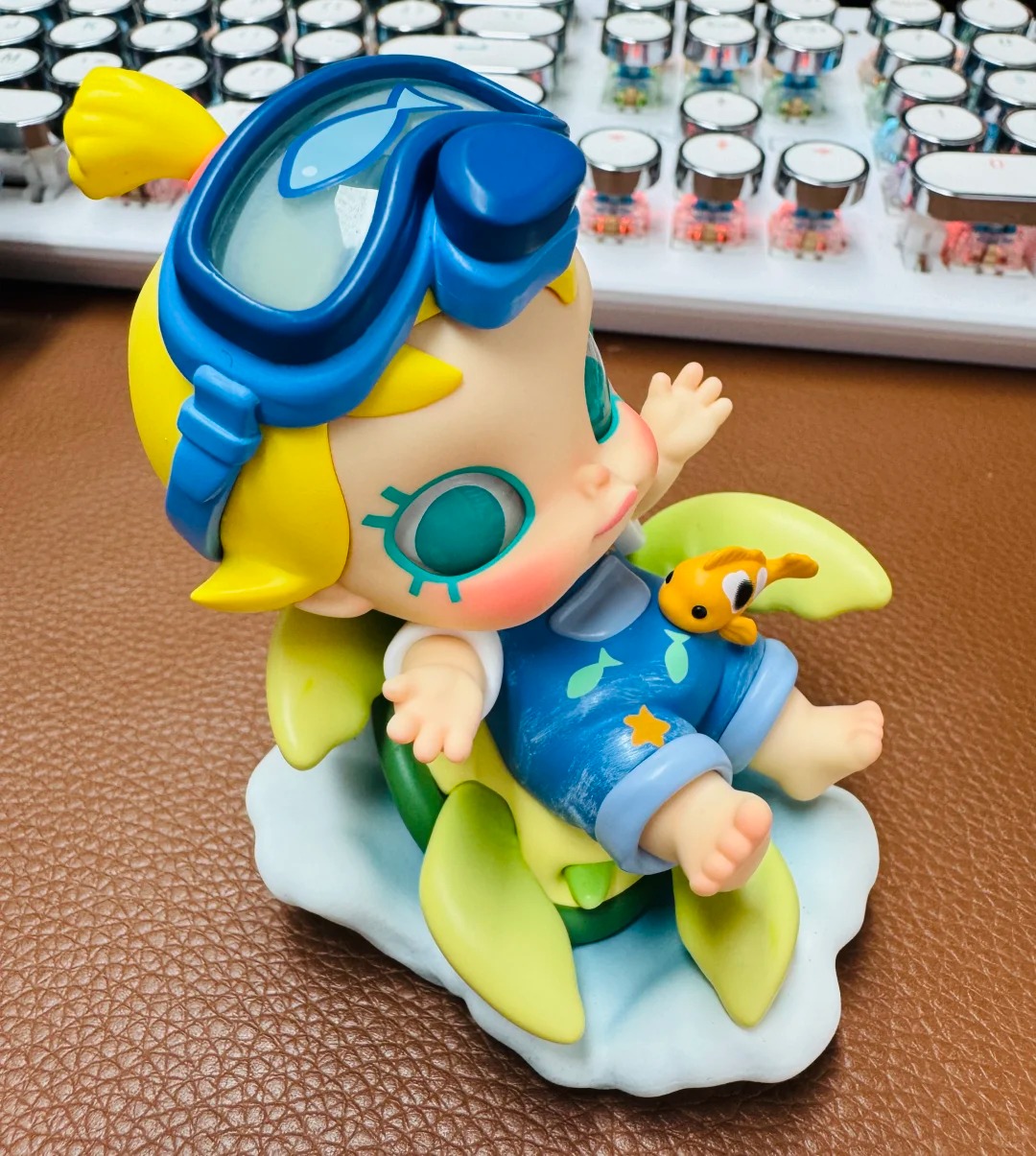 POP NOW:Baby Molly My Huggable Discovery Series Figures - POP MART