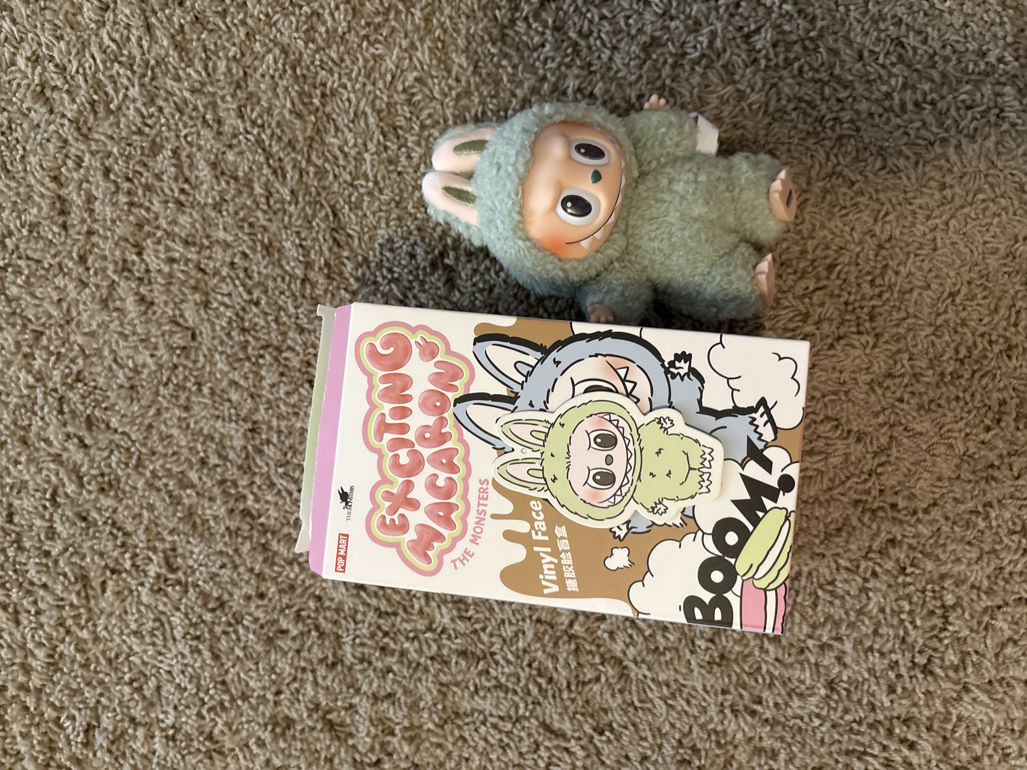 POP NOW:THE MONSTERS - Tasty Macarons Vinyl Face Blind Box - POP