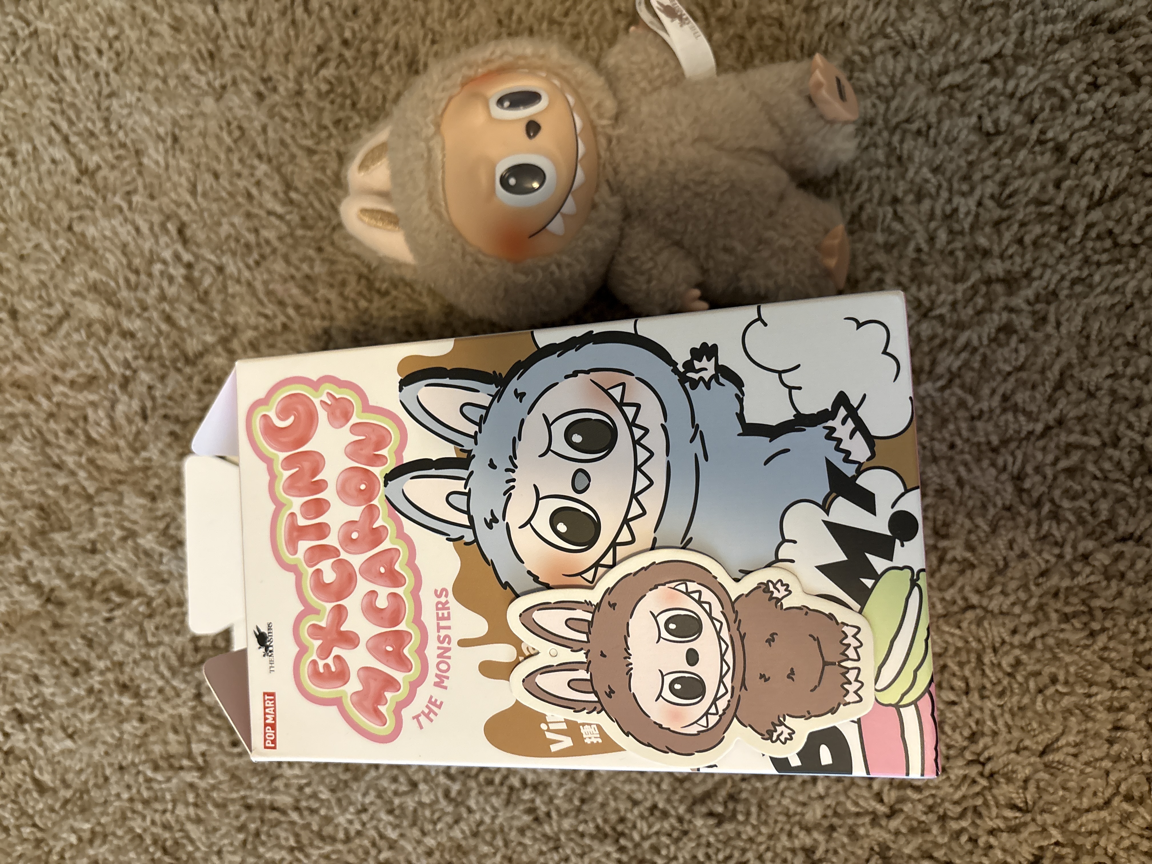 POP NOW:THE MONSTERS - Tasty Macarons Vinyl Face Blind Box - POP