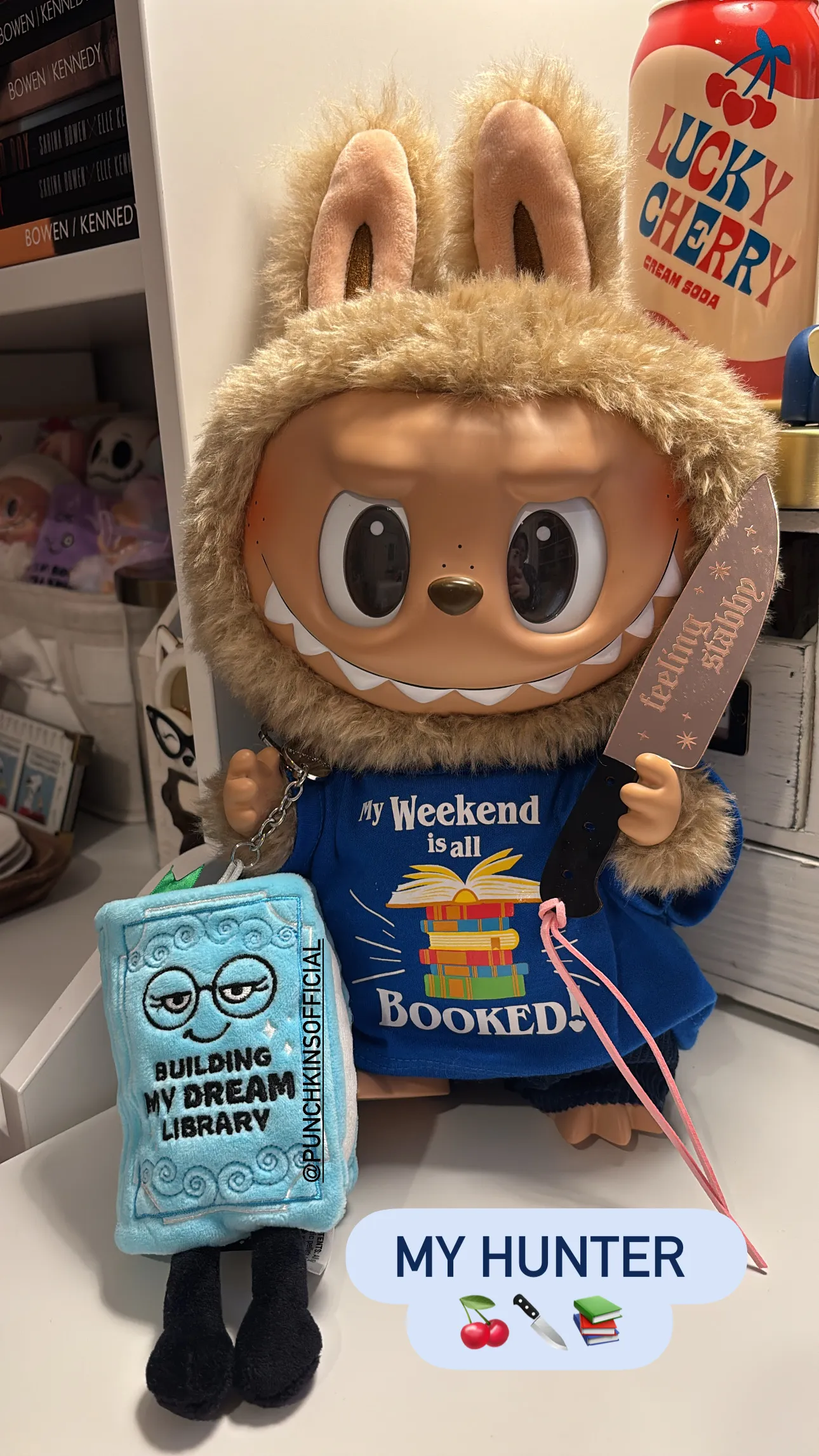 Designer: POP MART Release Date: October 31, 2022 Material: PP