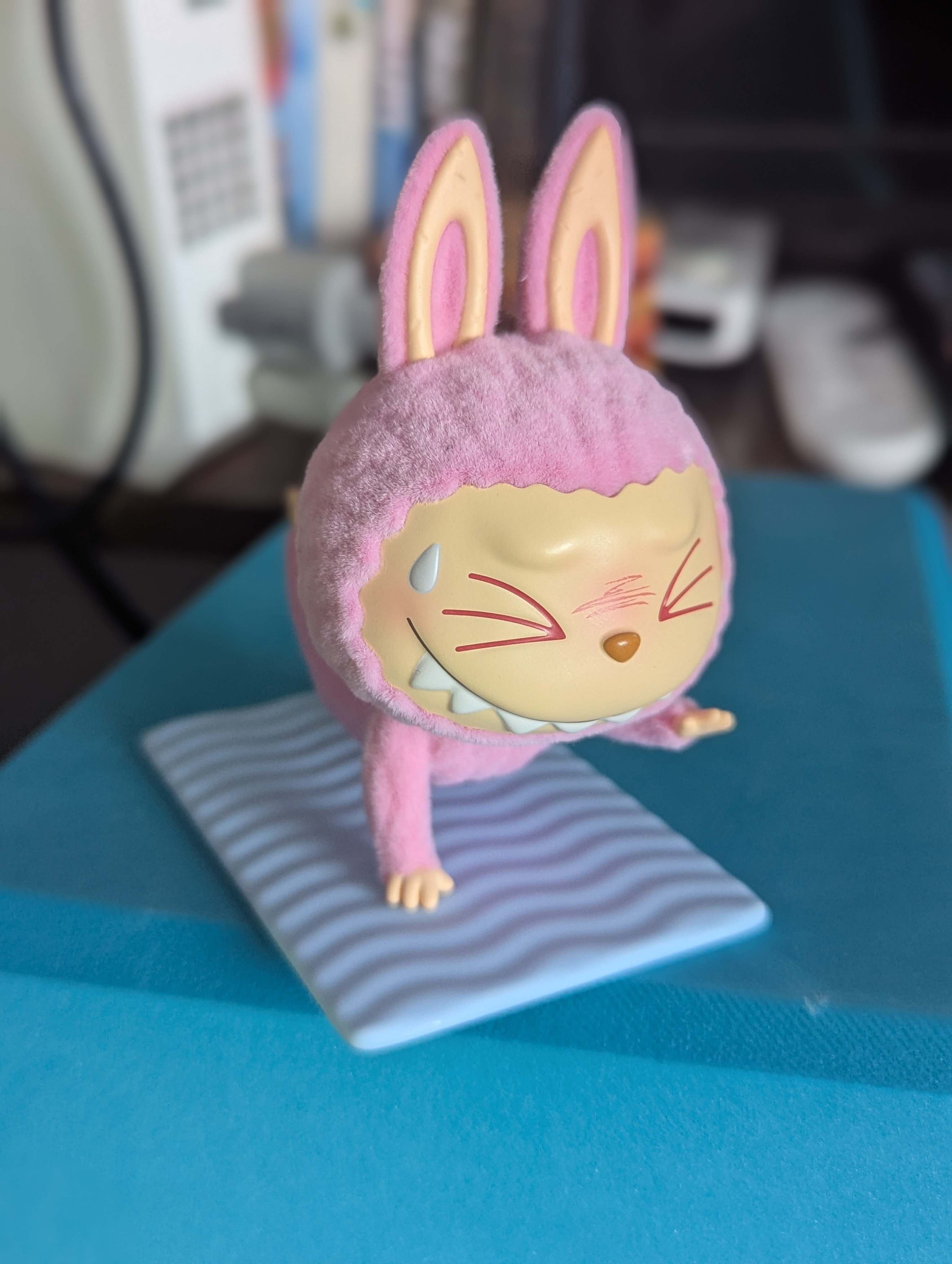 POP NOW:THE MONSTERS Lazy Yoga Series Figures - POP MART (United