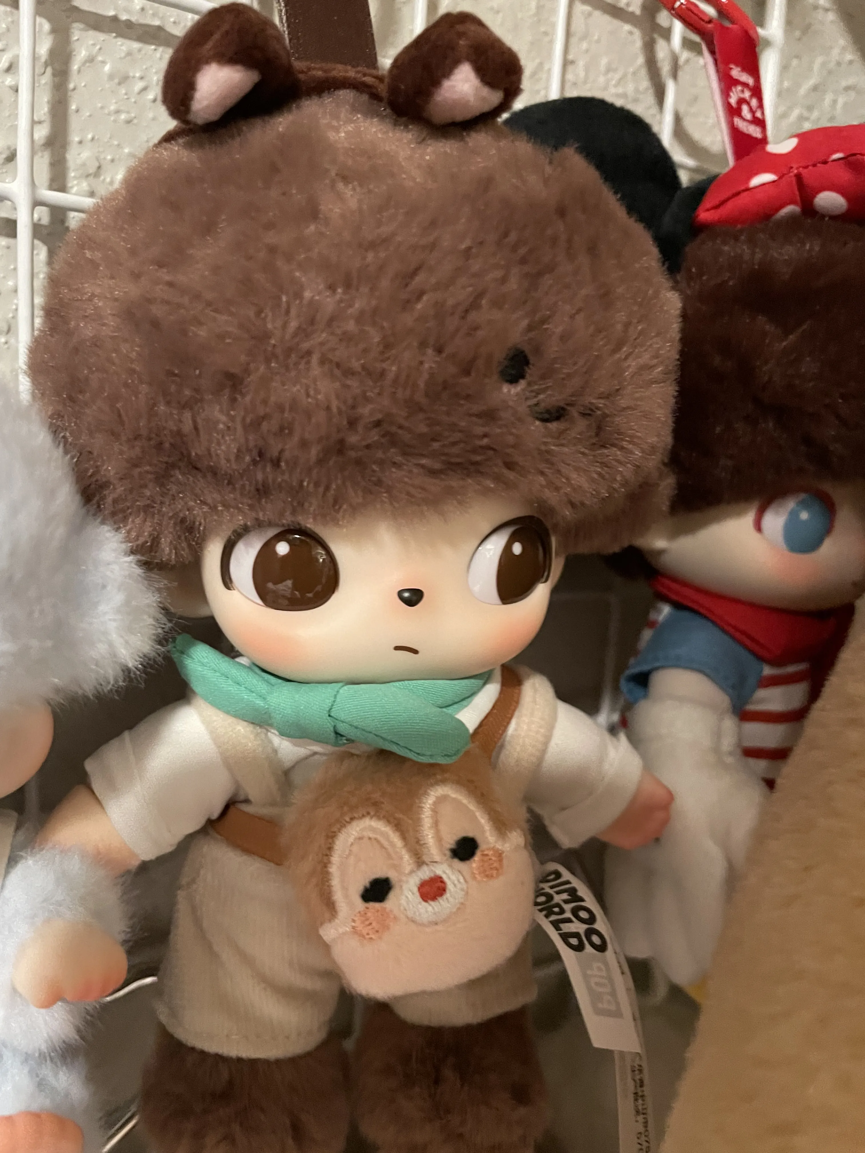 POP NOW:DIMOO WORLD × DISNEY Series-Vinyl Plush Keychain Blind Box