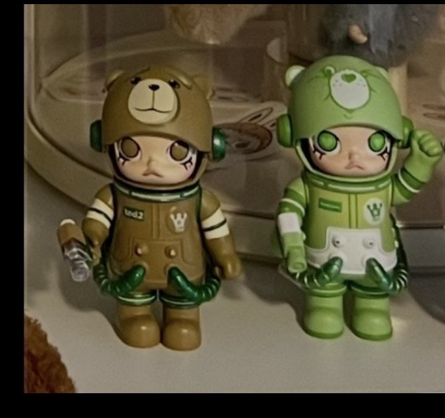 My Unorthodox Guide to Molle Vest Configurations for Toy Collectors