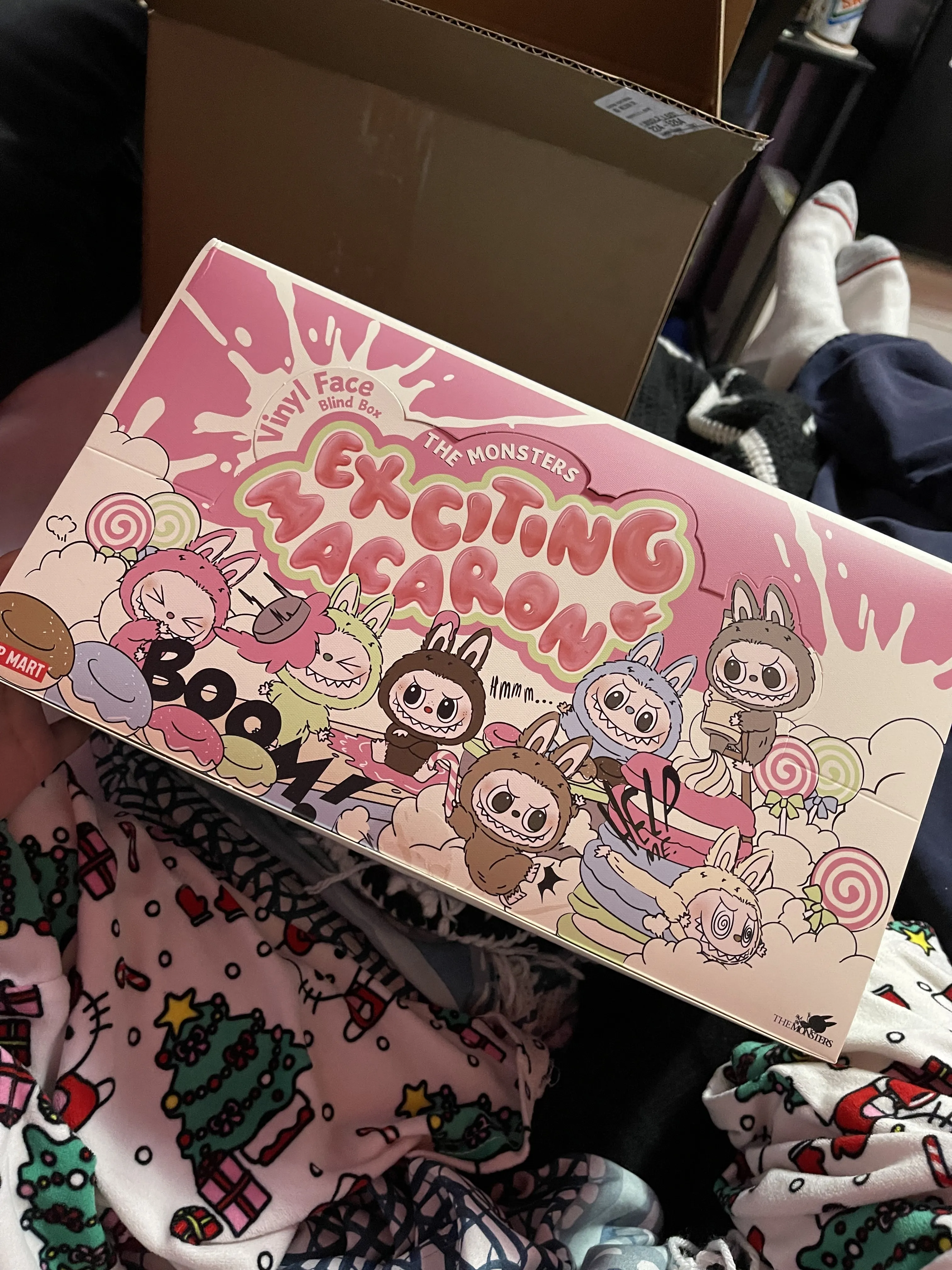 THE MONSTERS - Tasty Macarons Vinyl Face Blind Box | Blind Box