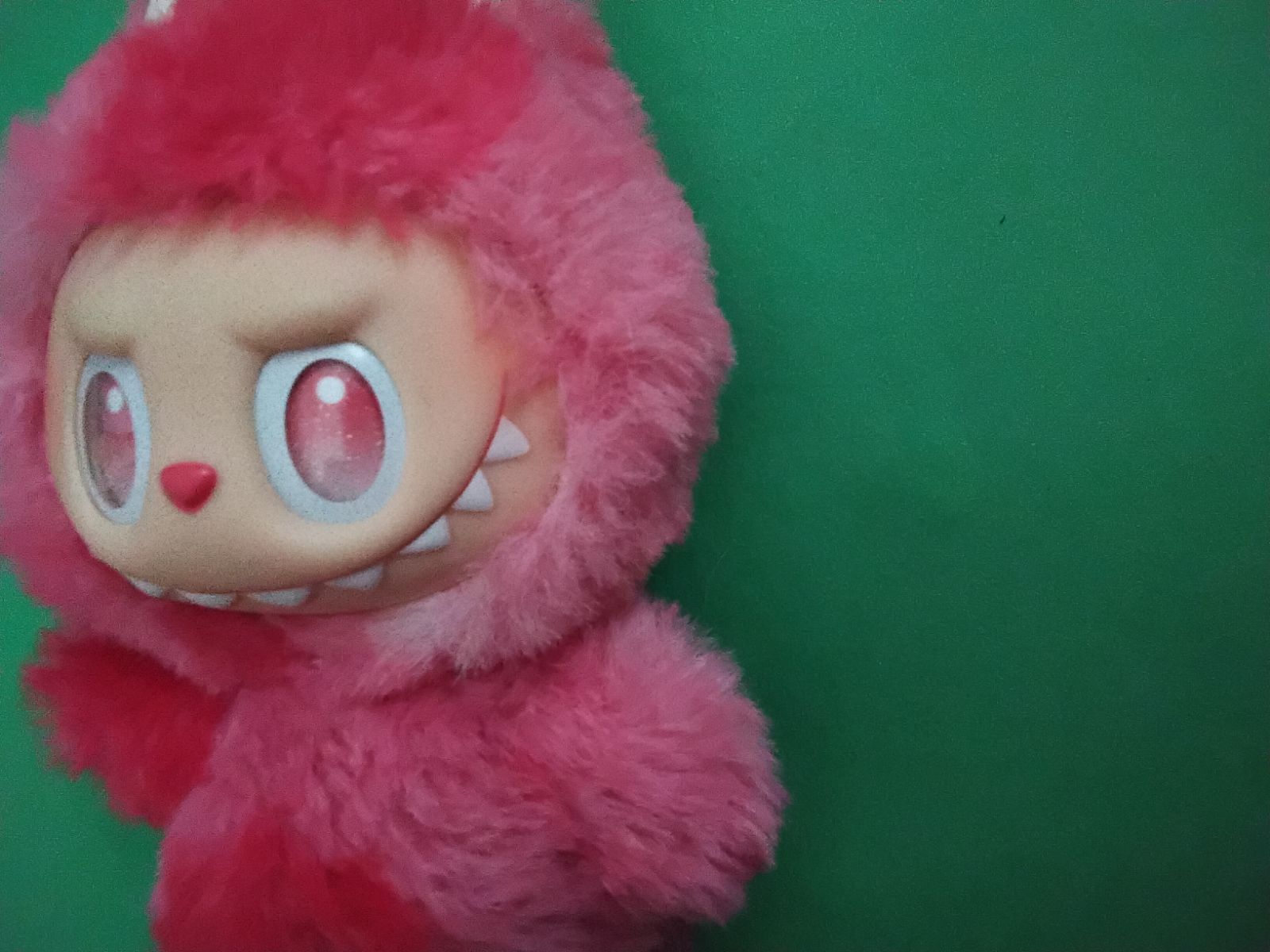 The Labubu Pendant Breakdown: Vinyl Plush vs. Full Plush (And Which One I Actually Use)