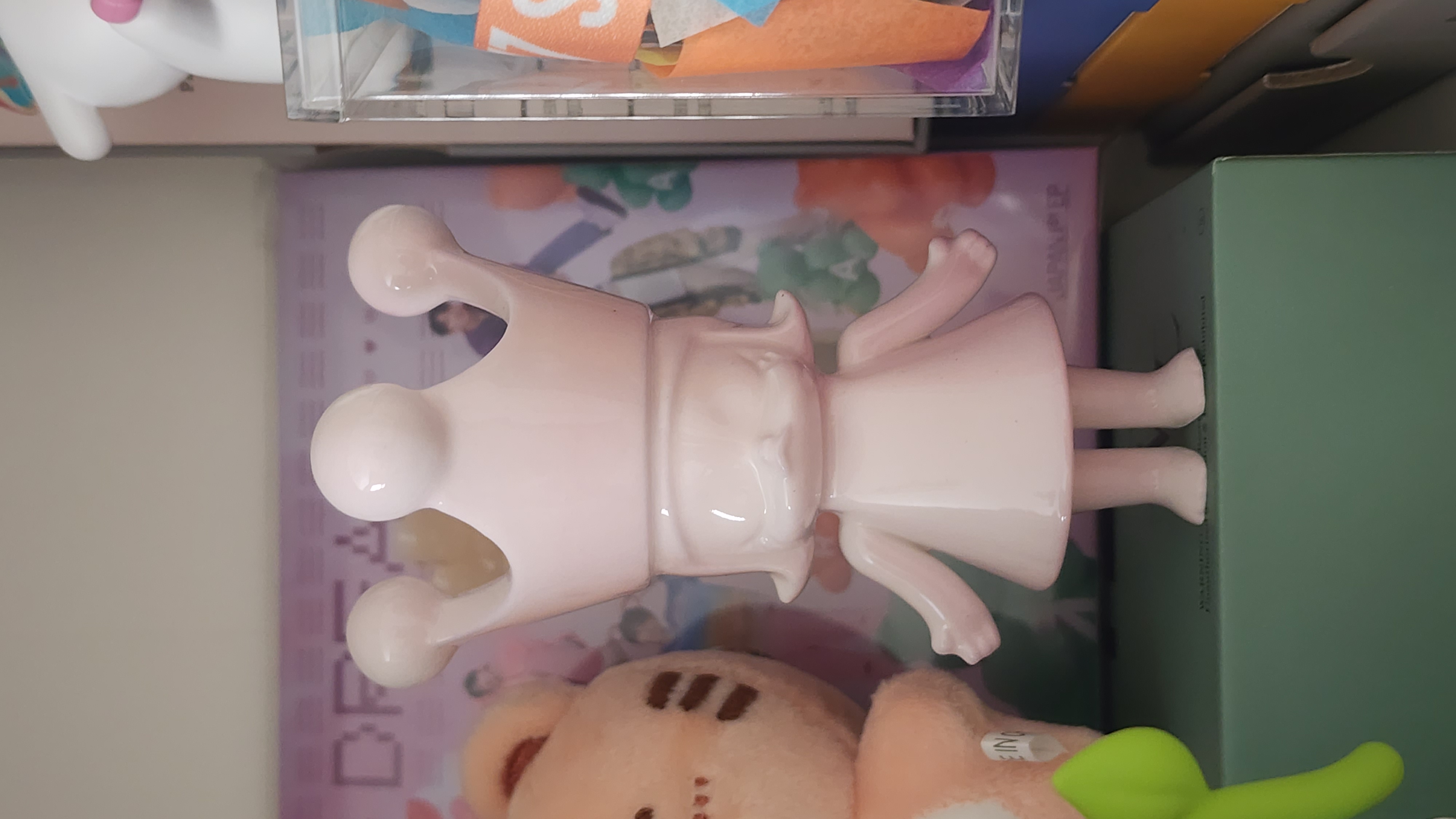 MEGA ROYAL MOLLY 100% Rouge·china - POP MART (United States)