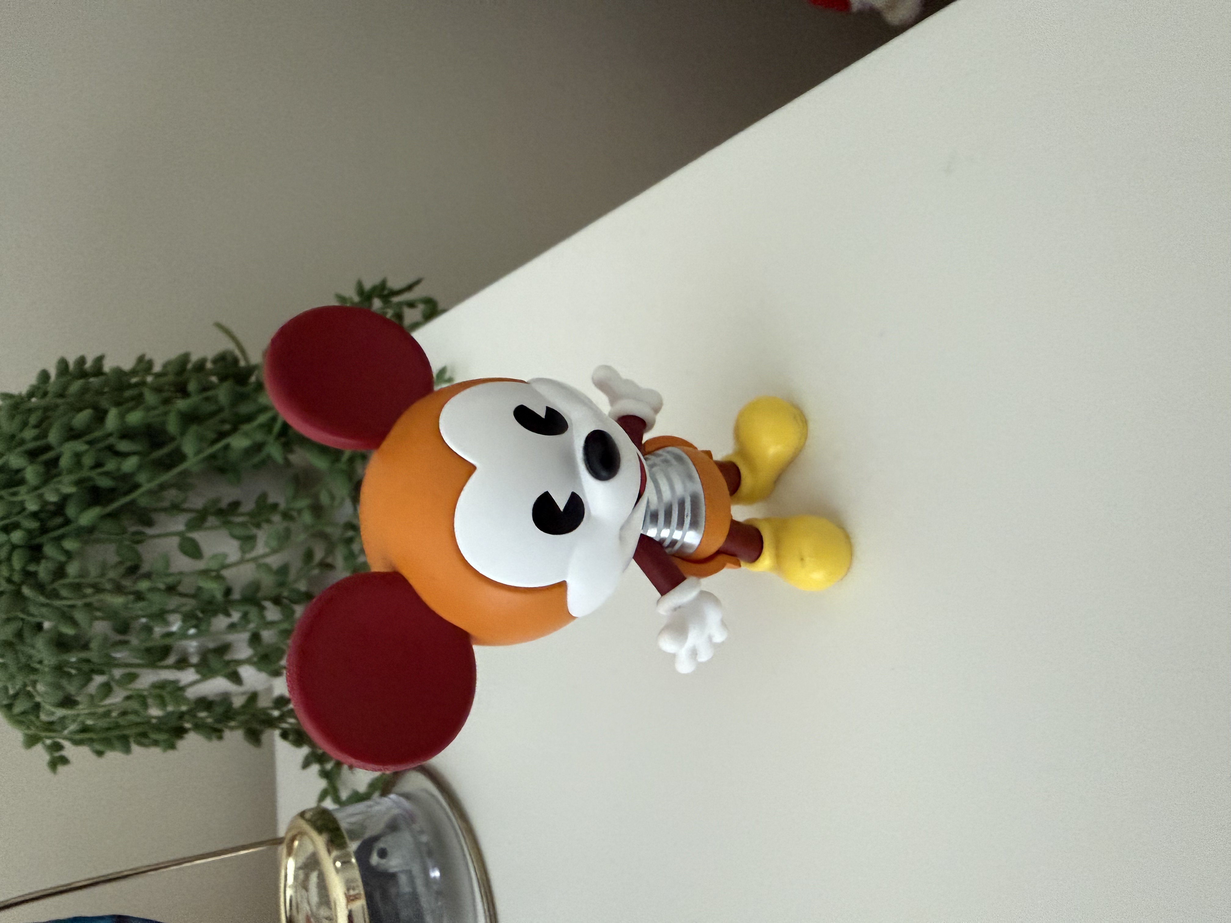 MEGA SPACE MOLLY 400% Jean-Michel Basquiat｜POP MART US Official