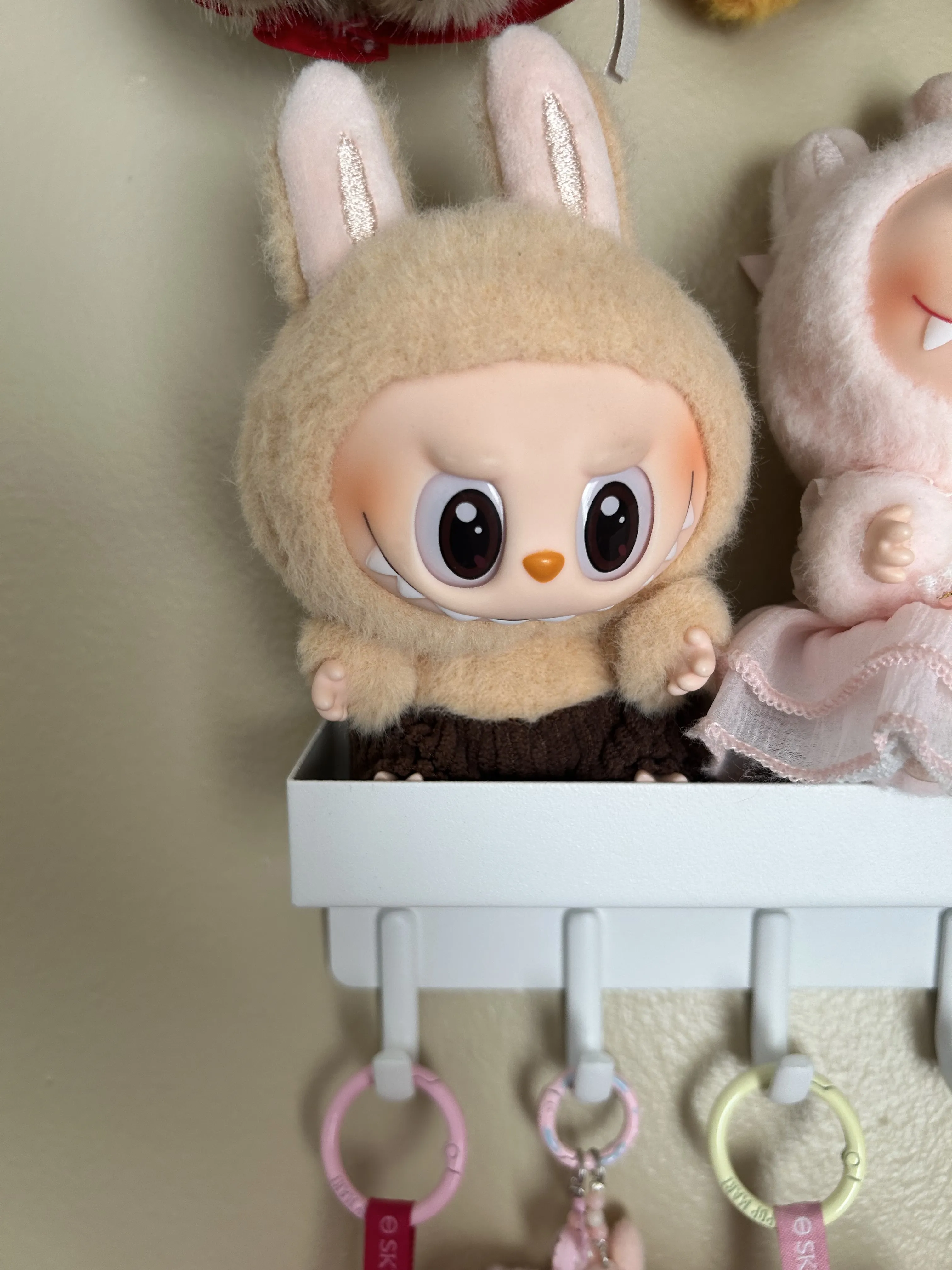 POP NOW:THE MONSTERS - Have a Seat Vinyl Plush Blind Box - POP