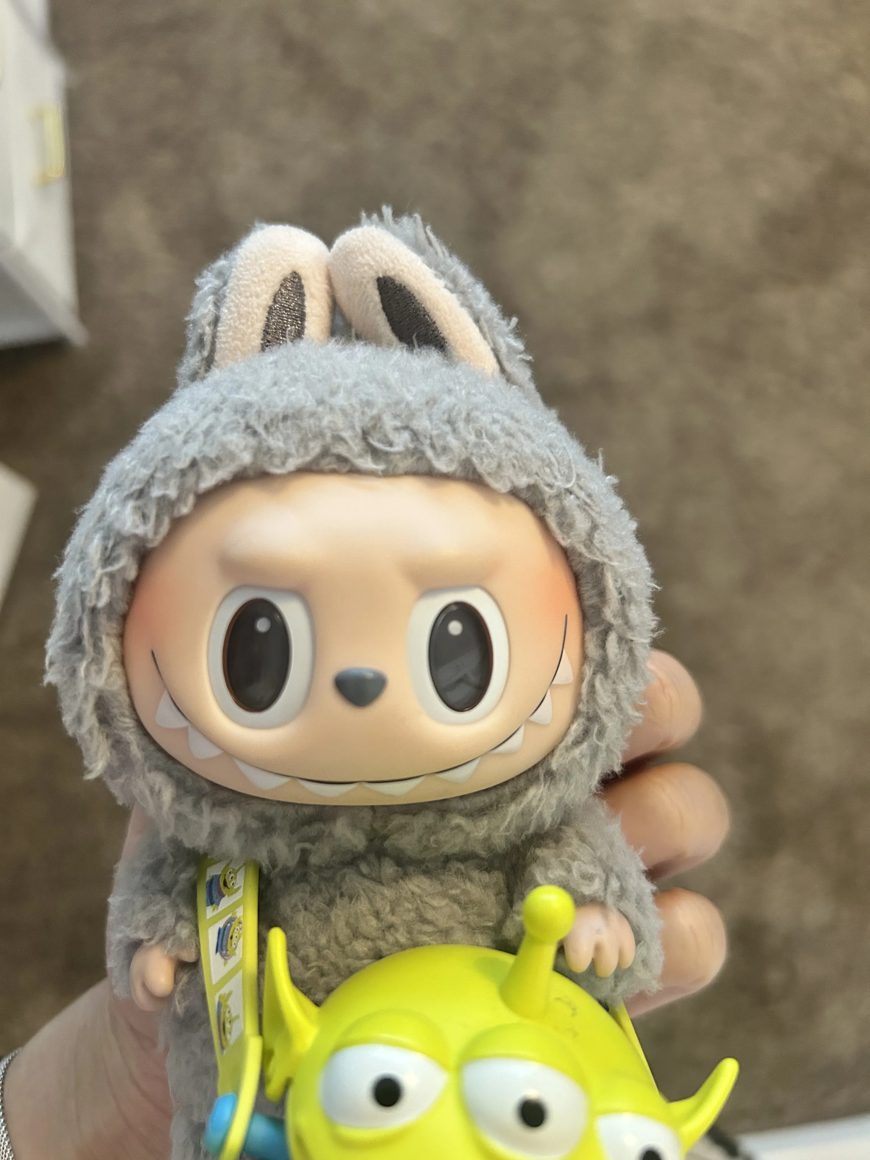 POP NOW:THE MONSTERS - Tasty Macarons Vinyl Face Blind Box - POP