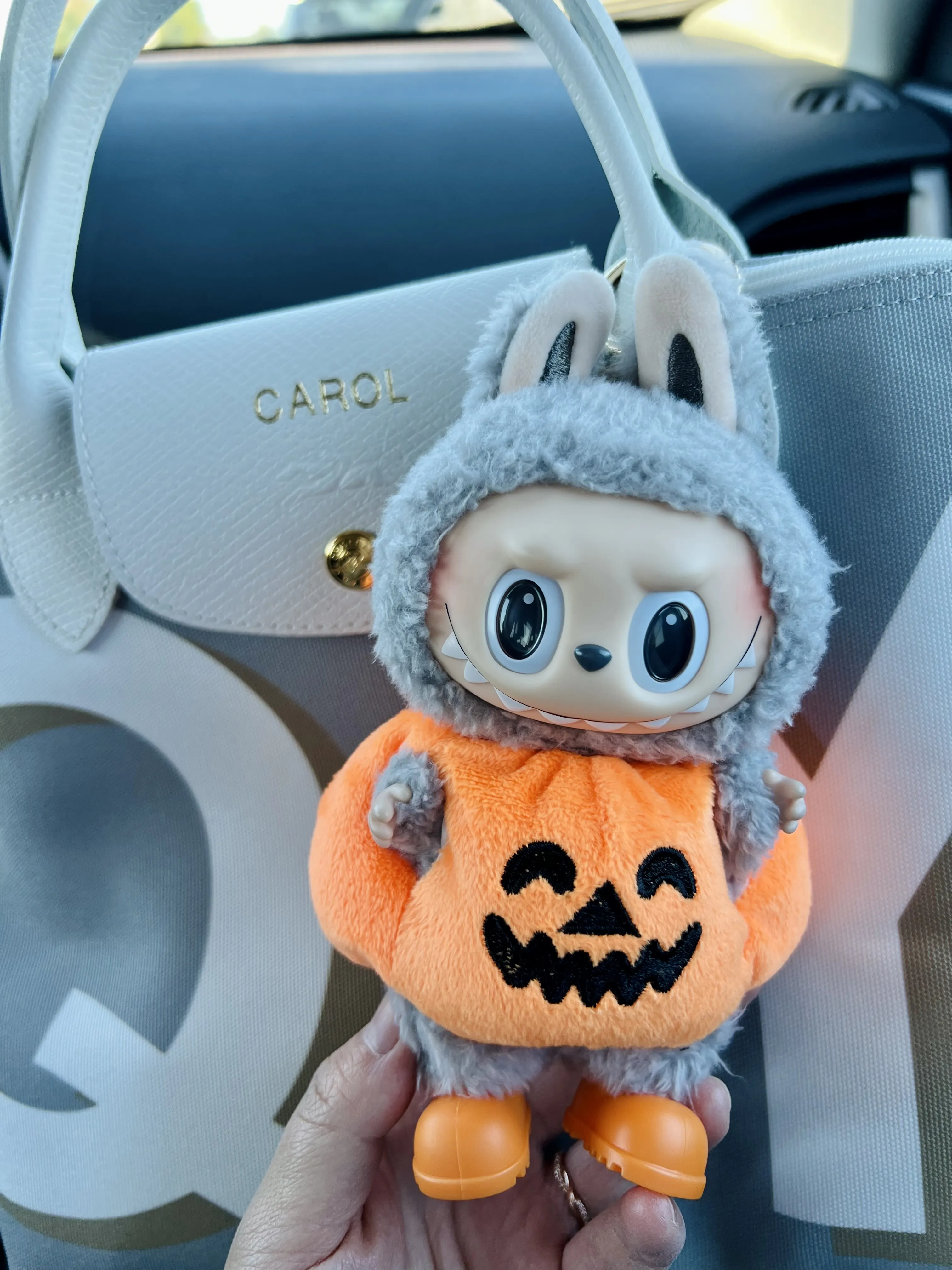 POP NOW:THE MONSTERS - Tasty Macarons Vinyl Face Blind Box - POP