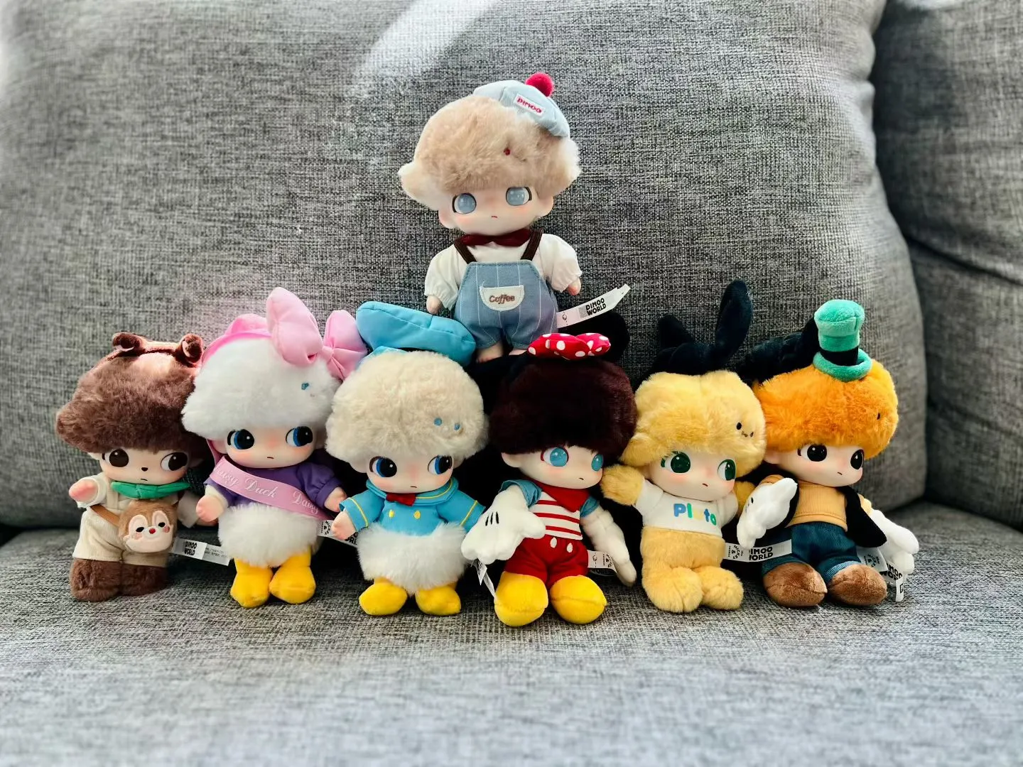 POP NOW:DIMOO WORLD × DISNEY Series-Vinyl Plush Keychain Blind Box