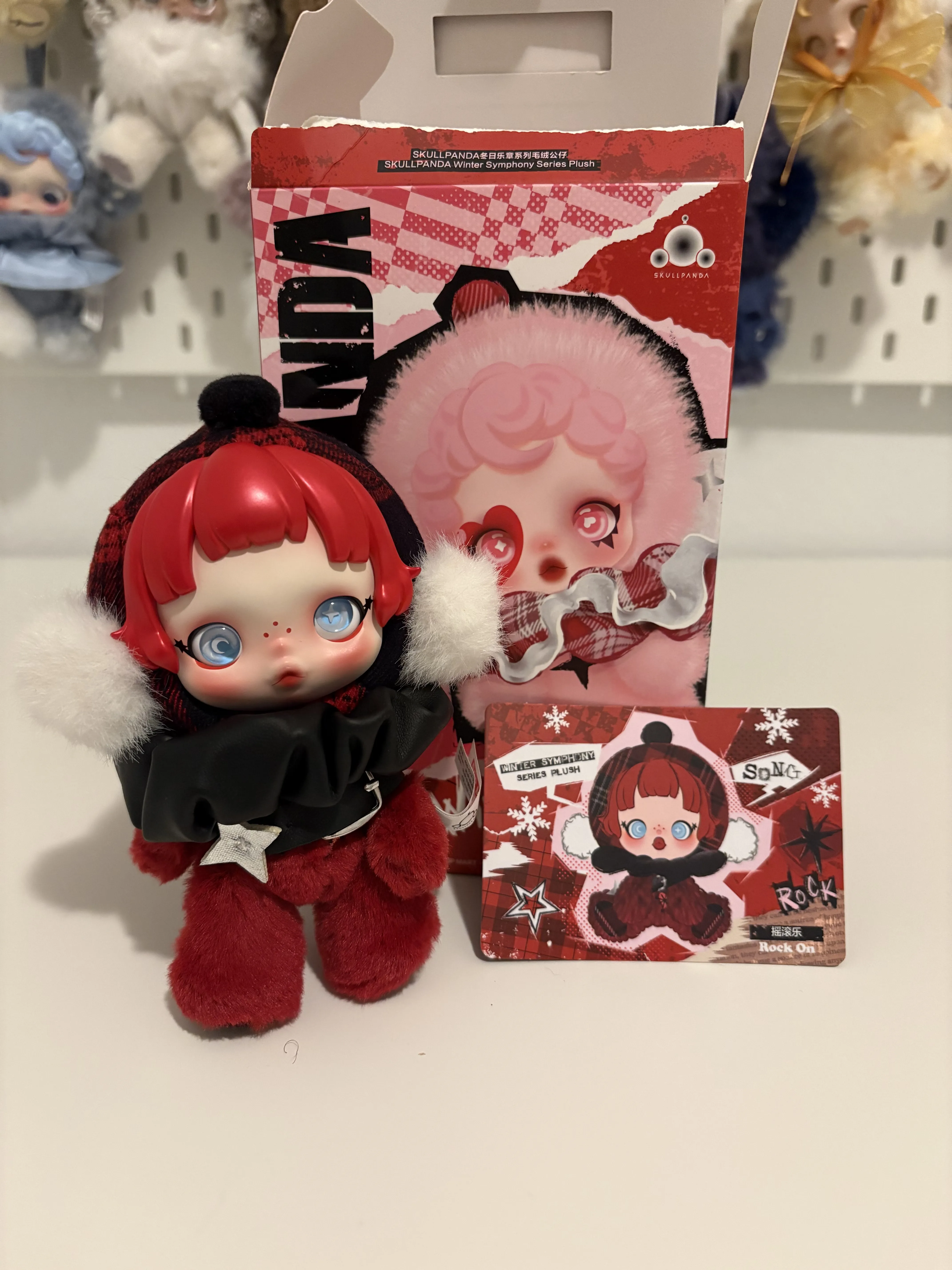 POP NOW:SKULLPANDA Winter Symphony Series Plush - POP MART (United