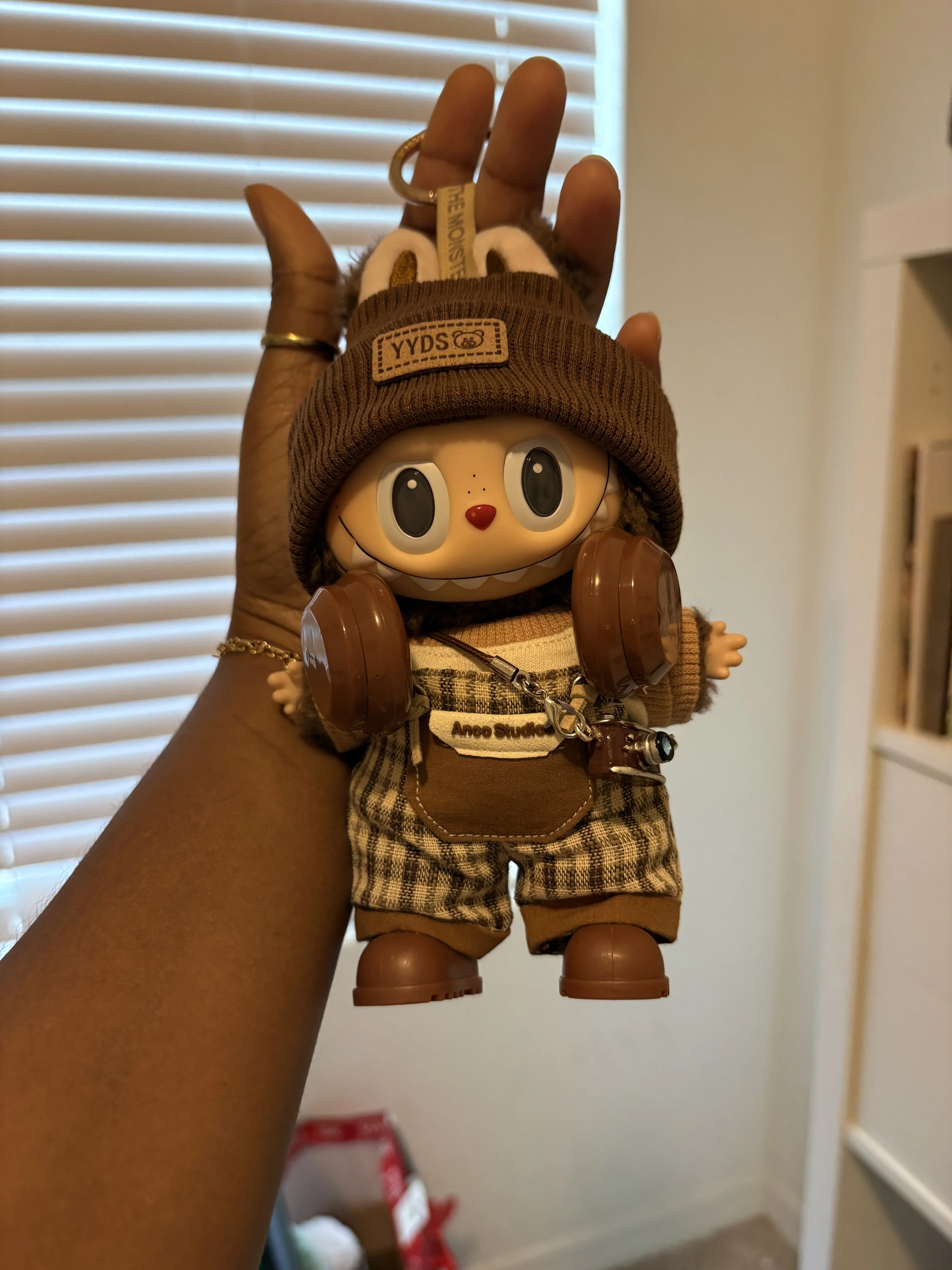 POP NOW:THE MONSTERS - Tasty Macarons Vinyl Face Blind Box - POP