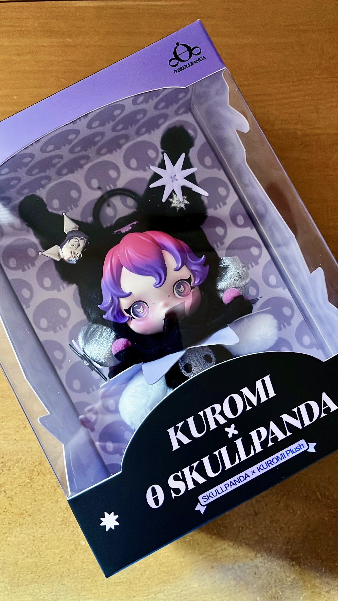 SKULLPANDA × KUROMI Plush - POP MART (Mexico)