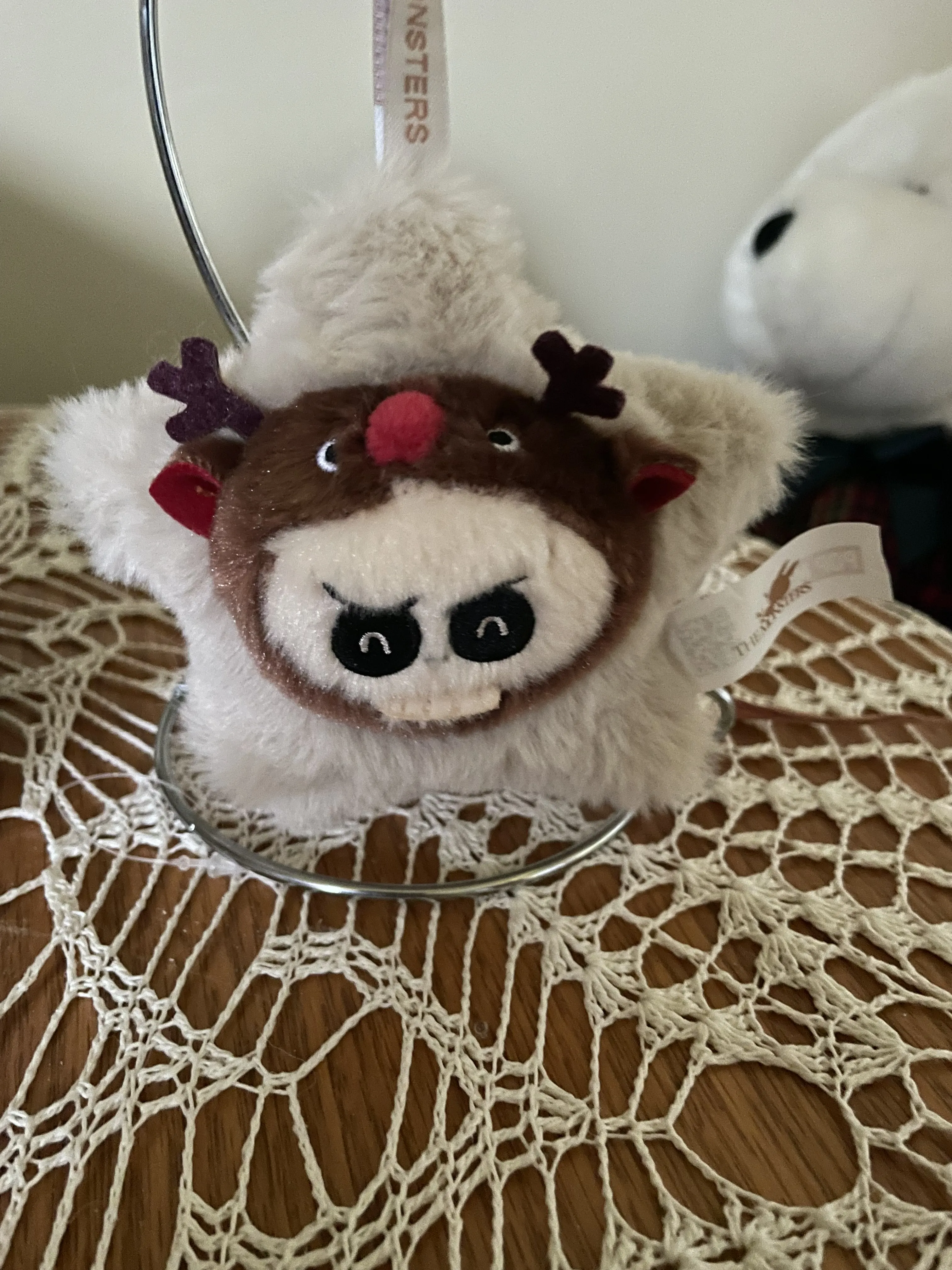 POP NOW:THE MONSTERS Classic Series-Sparkly Plush Pendant Blind