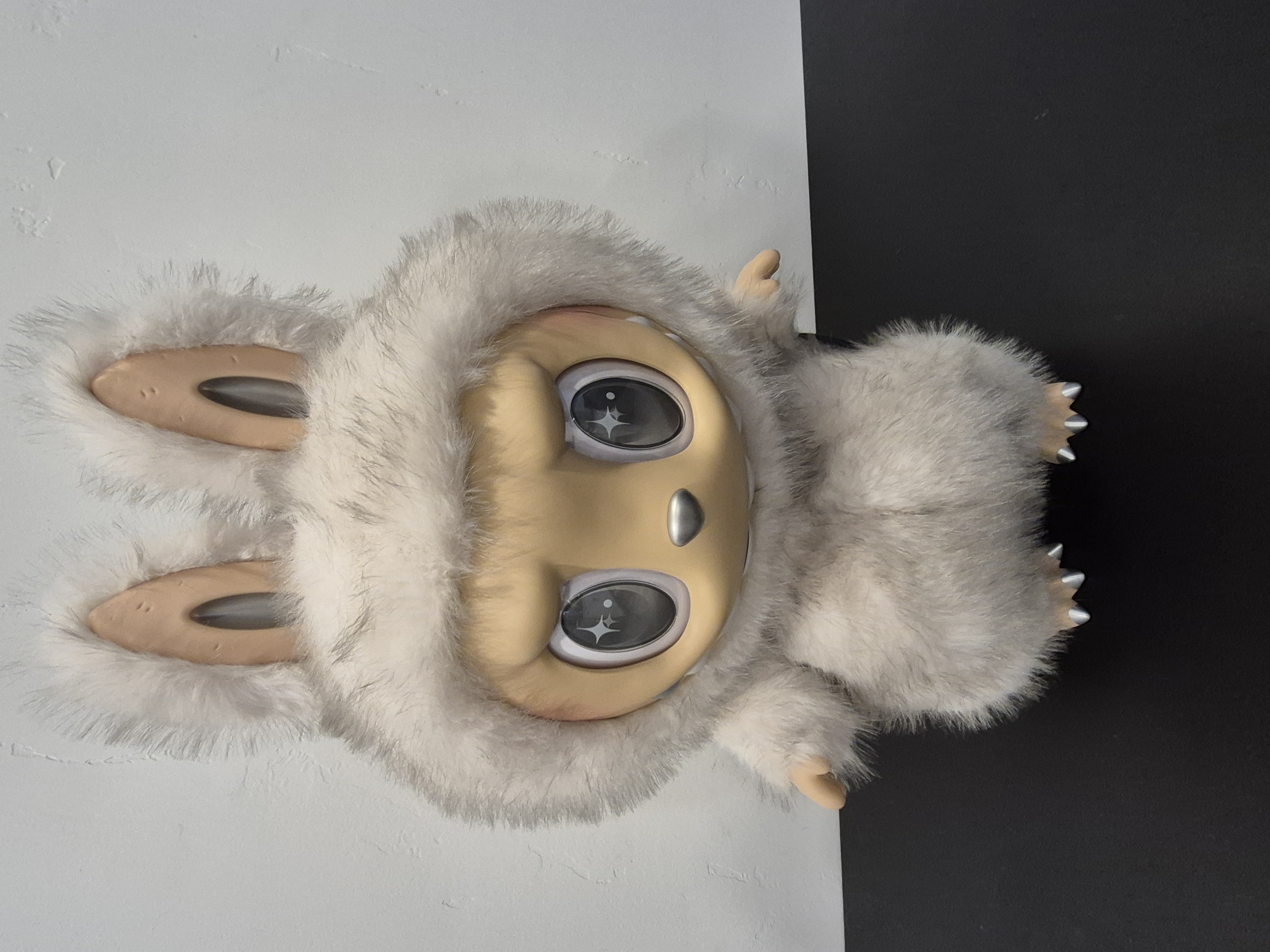 THE MONSTERS - ANGEL IN CLOUDS Vinyl Face Doll - POP MART (United