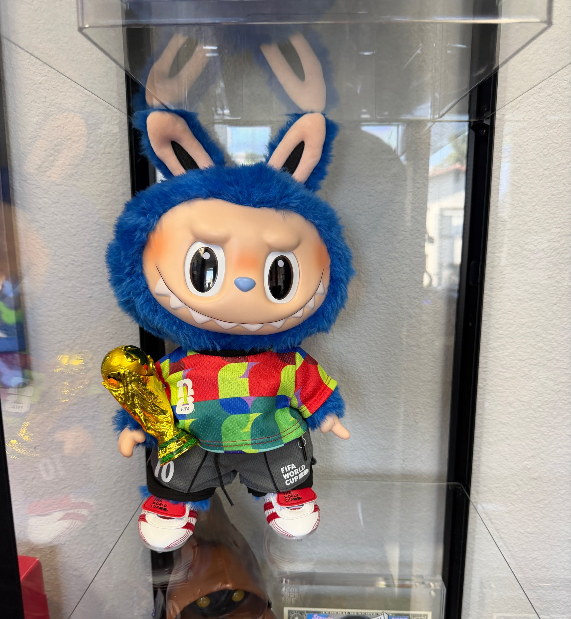 THE MONSTERS × FIFA SERIES-Catch the Win Vinyl Plush Doll - POP