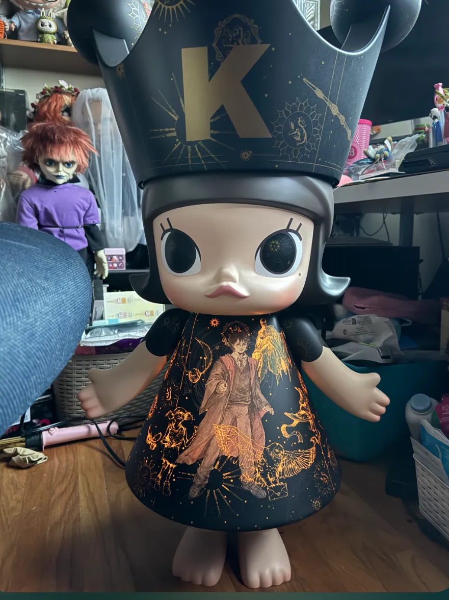 MEGA ROYAL MOLLY 1000% Harry Potter - POP MART (United States)