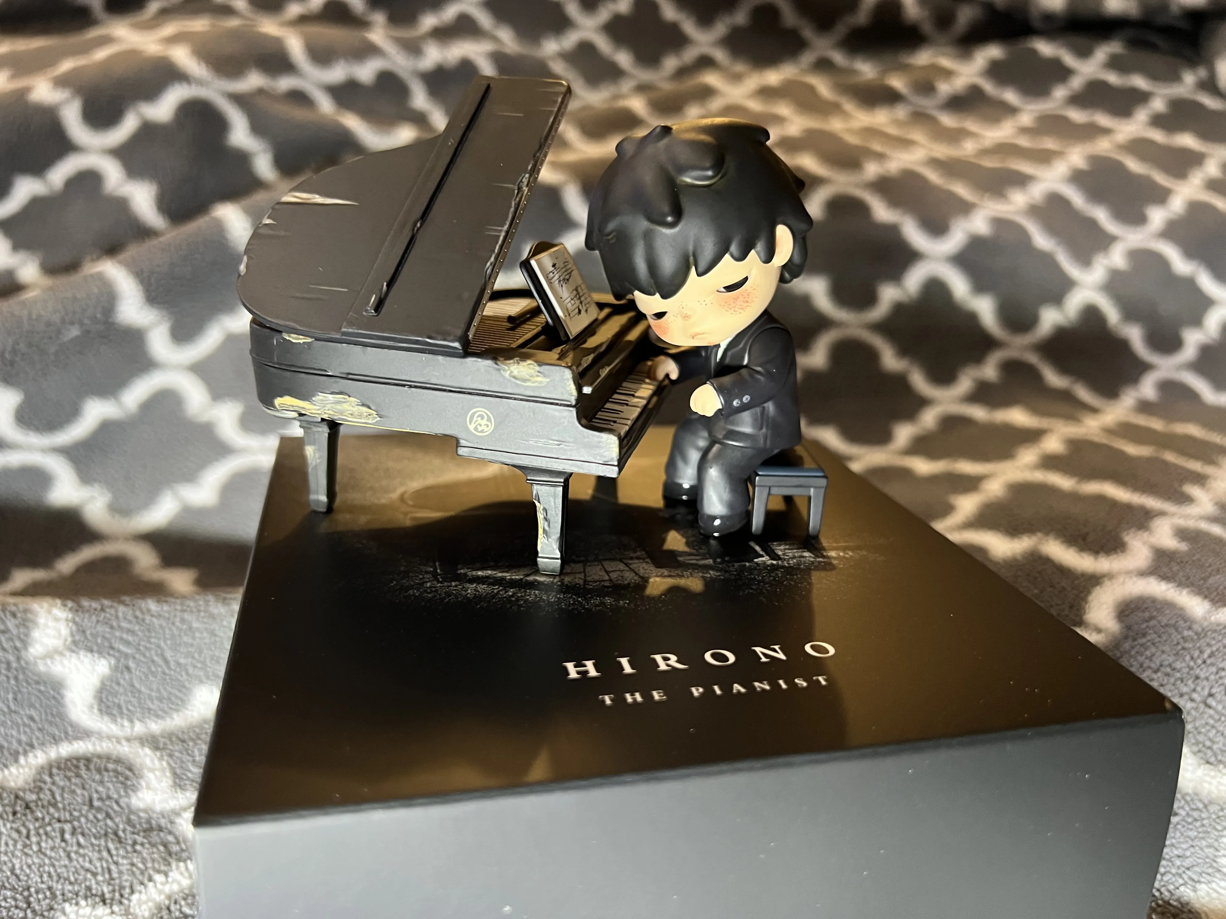 ポップマート フィギュリン ヒロノ ザピアニストフィギュア Hirono The Pianist Figure - POP MART (United States)