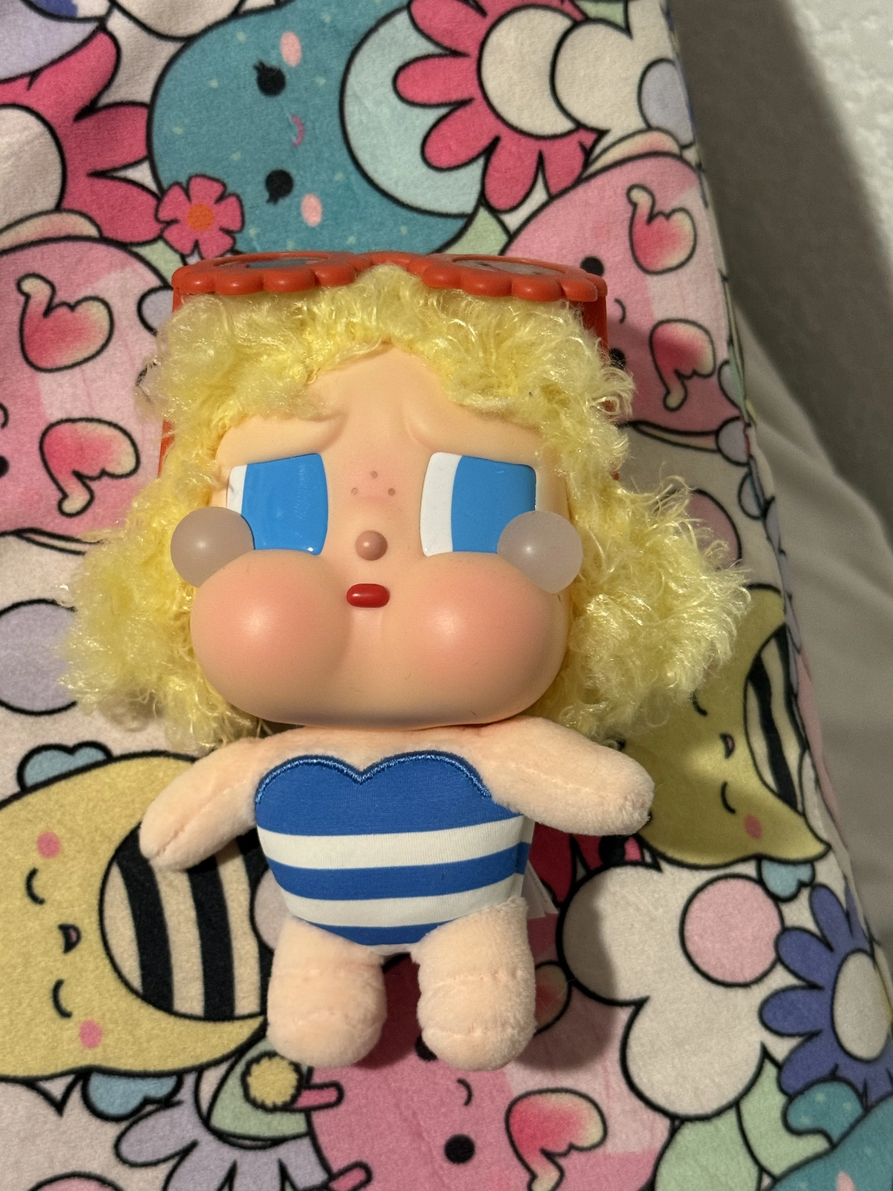 POP NOW:CRYBABY Vacation Mode On Series-Vinyl Plush Pendant Blind