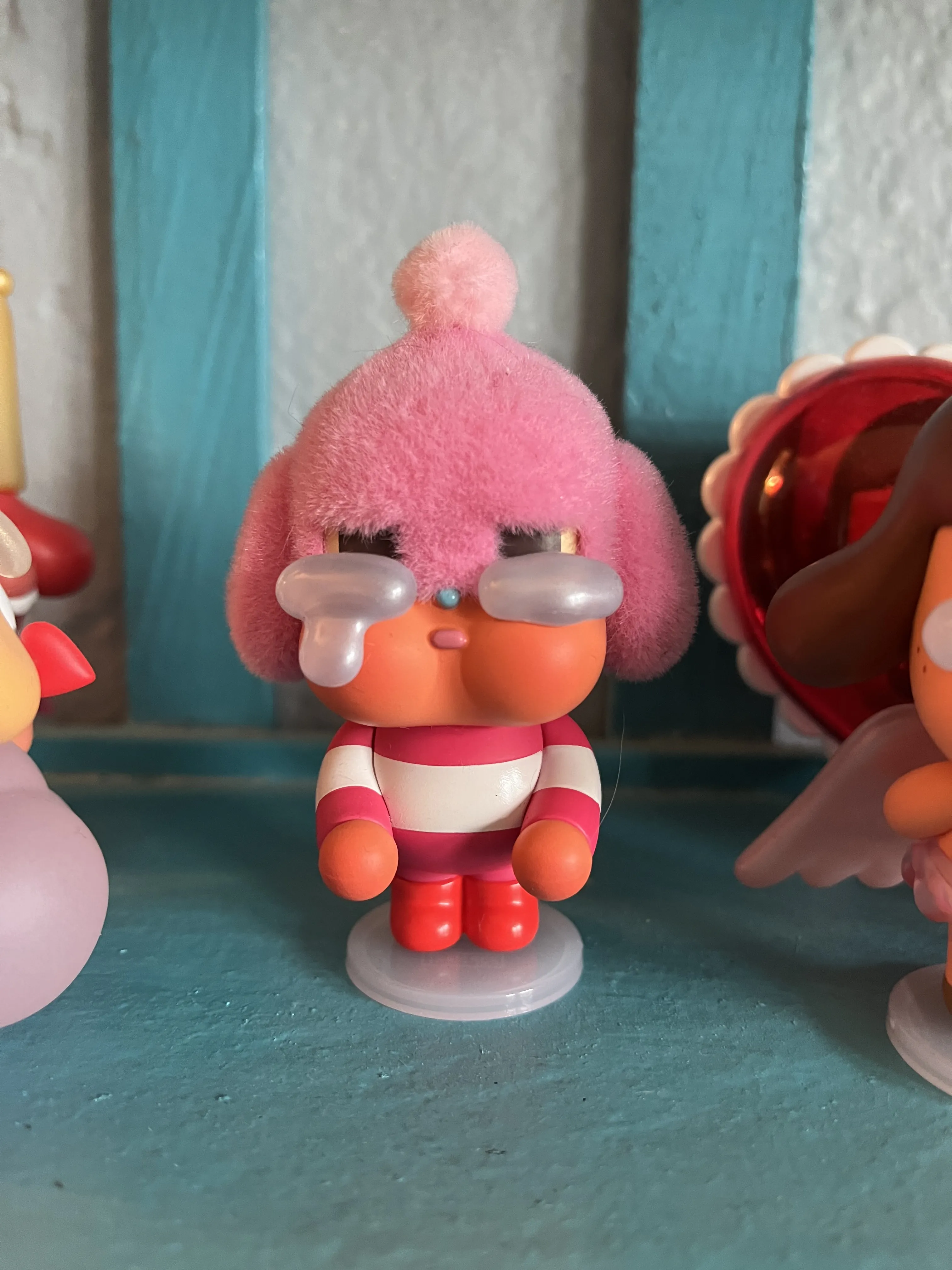 すずき 【crybaby上海popup限定Crying Babe2個セット POP NOW:CRYBABY Crying For Love Series Figures - POP MART (United