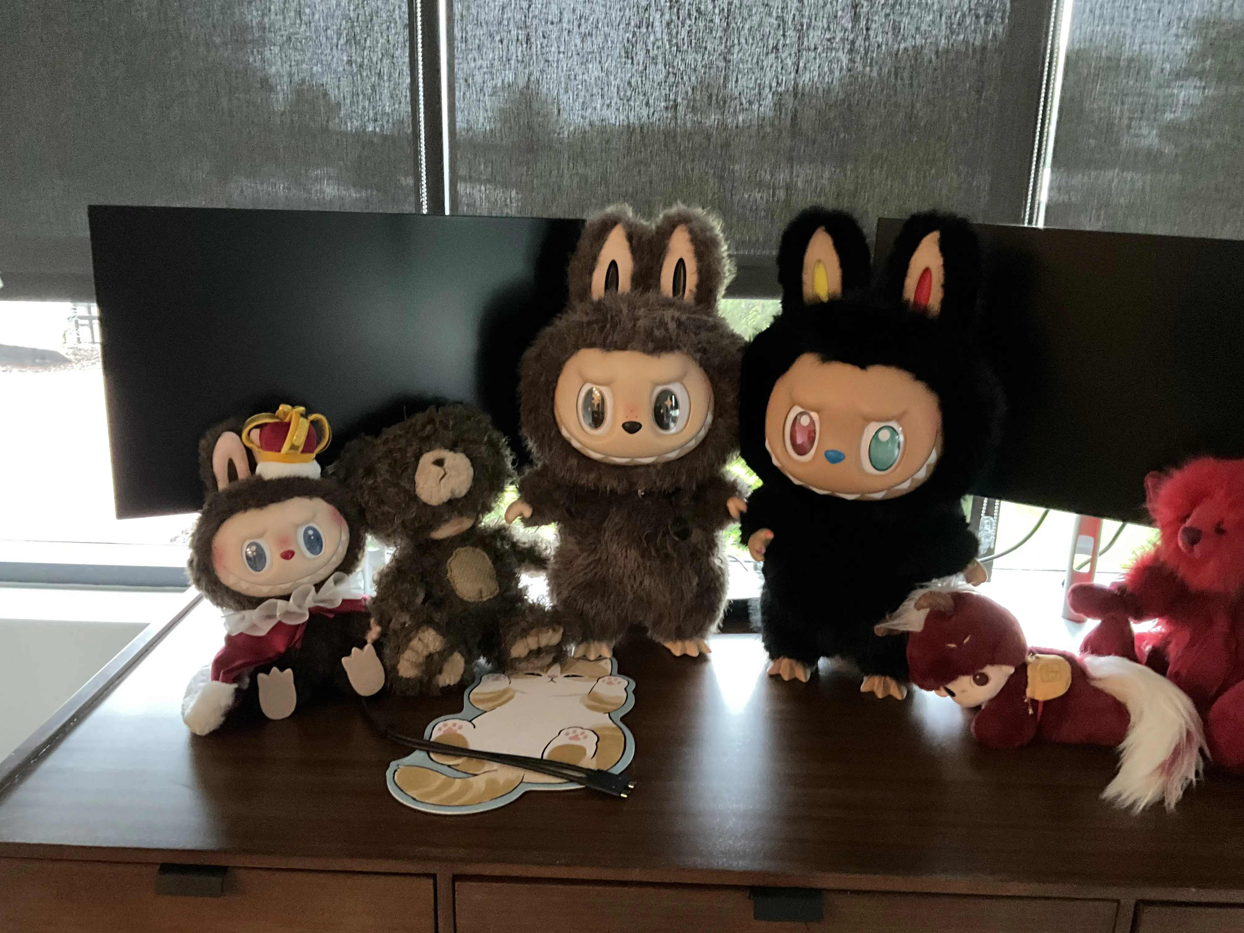 THE MONSTERS 10th Anniversary Series-ZIMOMO Vinyl Plush Doll - POP