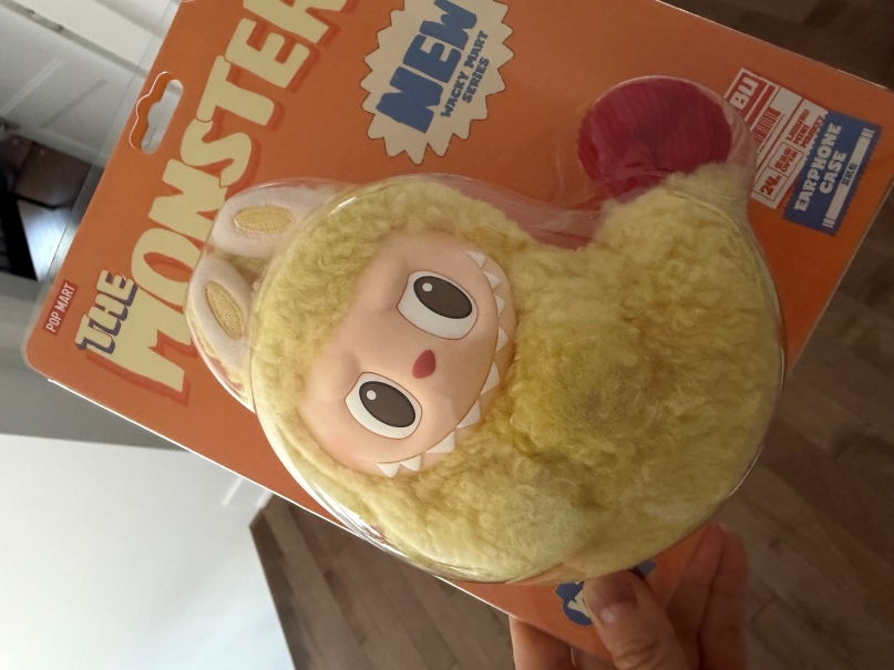 THE MONSTERS Wacky Mart Series-Earphone Case|POP MART Canada Official