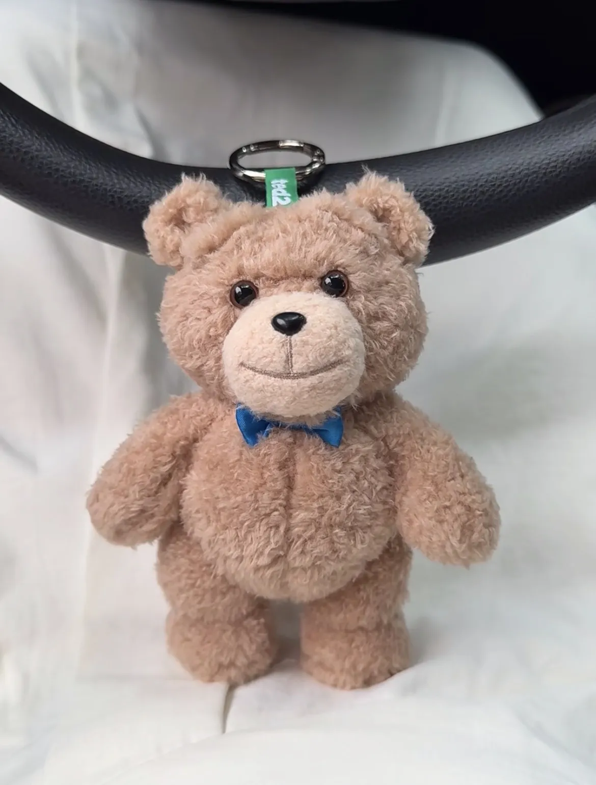 POP NOW:Ted2 Teddy Bear Action Plush Pendant - POP MART (United